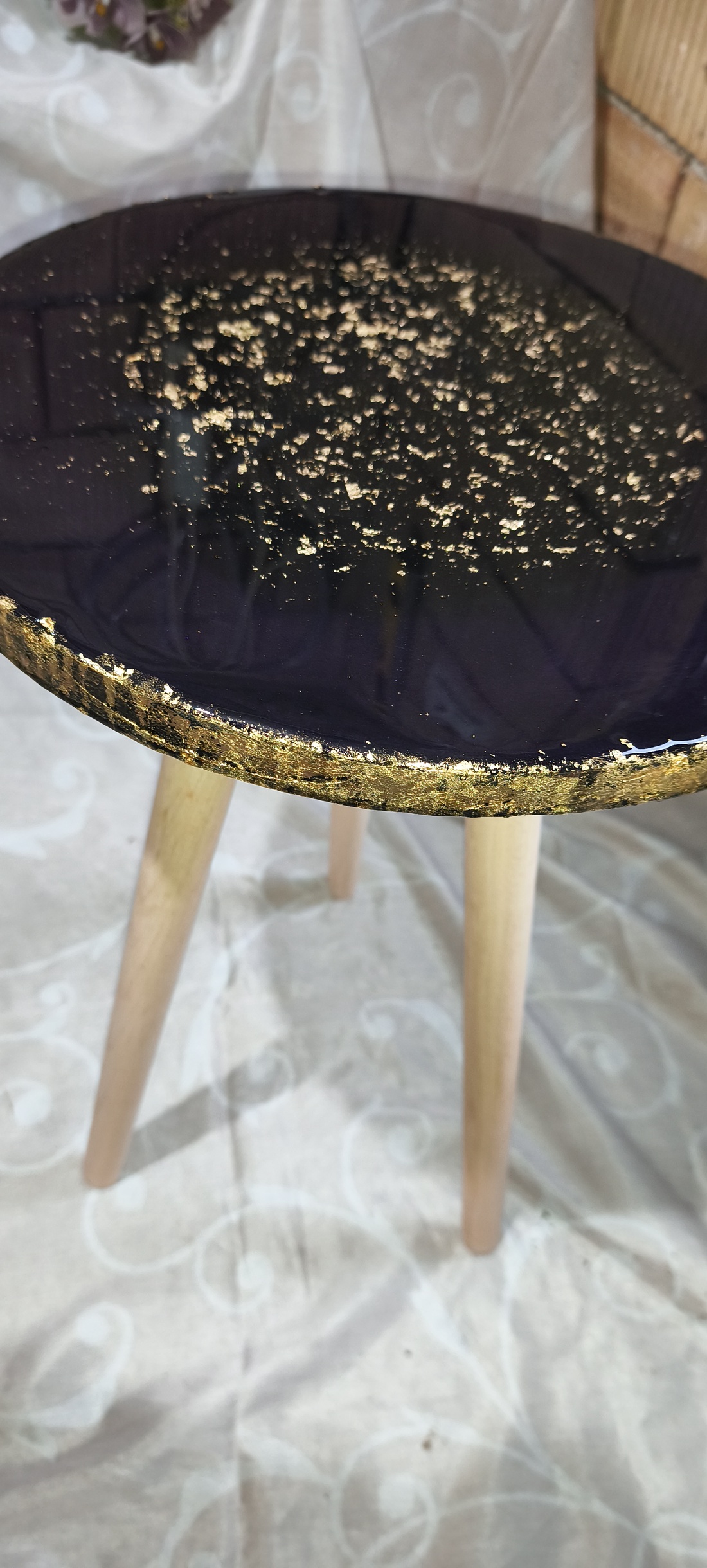 Masā din rāsina handmade - casă & stil de viață - accesorii pentru echipamente de bucătărie - accesorii de servire - măsuță servire - Artynos.ro