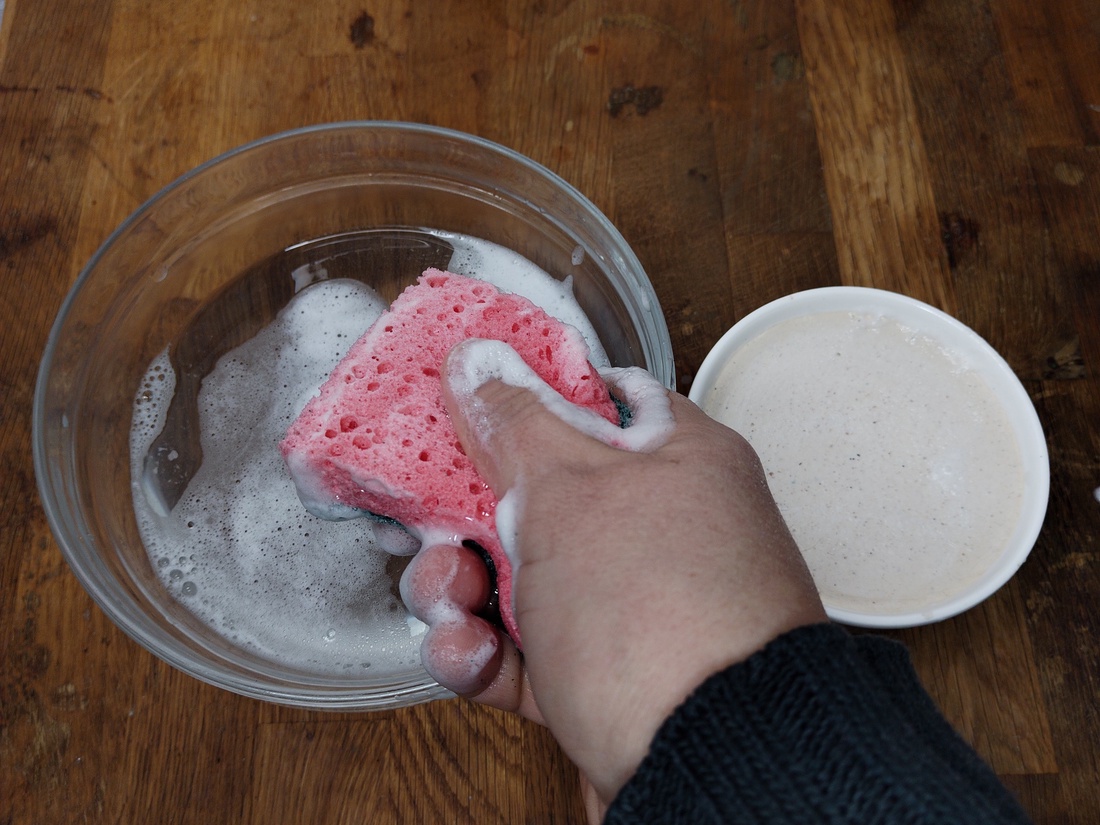 Săpun solid pentru spălat vase manual în vas ceramic  - casă & stil de viață - accesorii de baie - detergente - Artynos.ro