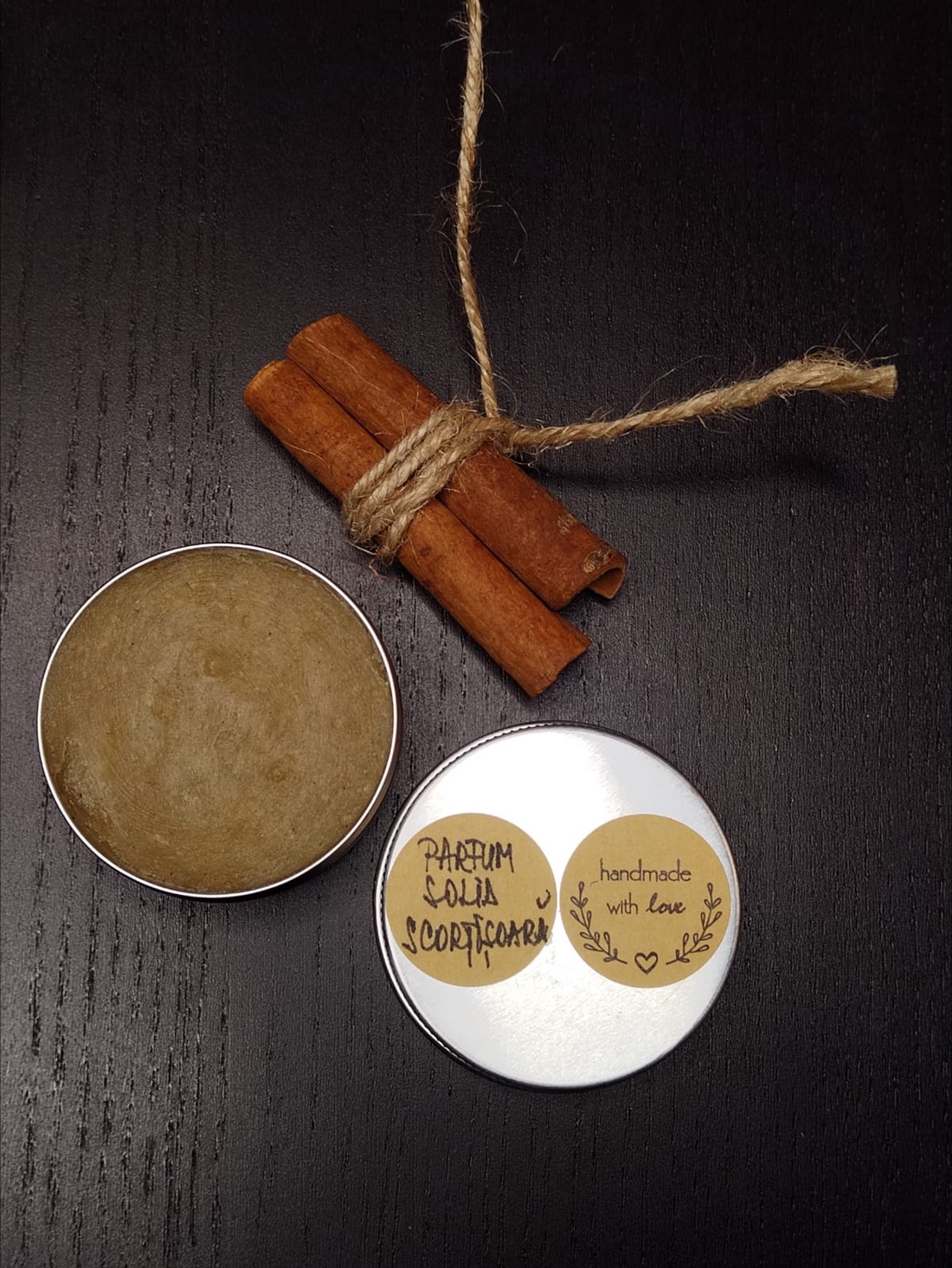 PARFUM SOLID 100% NATURAL CU ULEIURI ESENȚIALE - casă & stil de viață - accesorii de baie - sticlă de parfum - Artynos.ro