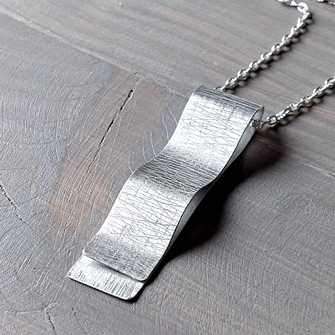 Colier EZÜSTHULLÁM -  - Artynos.ro Colier EZÜSTHULLÁM -  - Artynos.ro