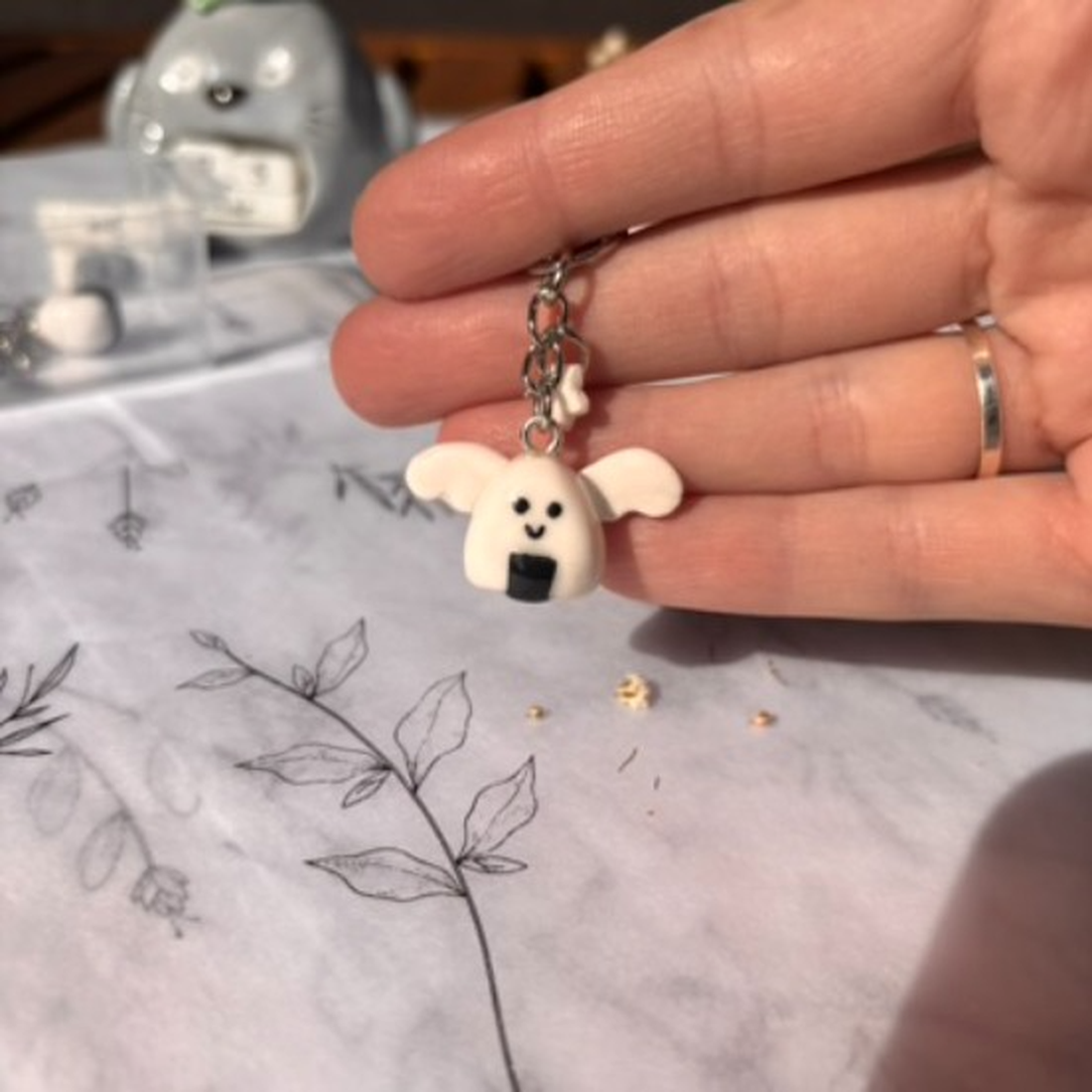 Breloc Onigiri Ingeras - genți și portofele - accesorii genți - breloc - Artynos.ro