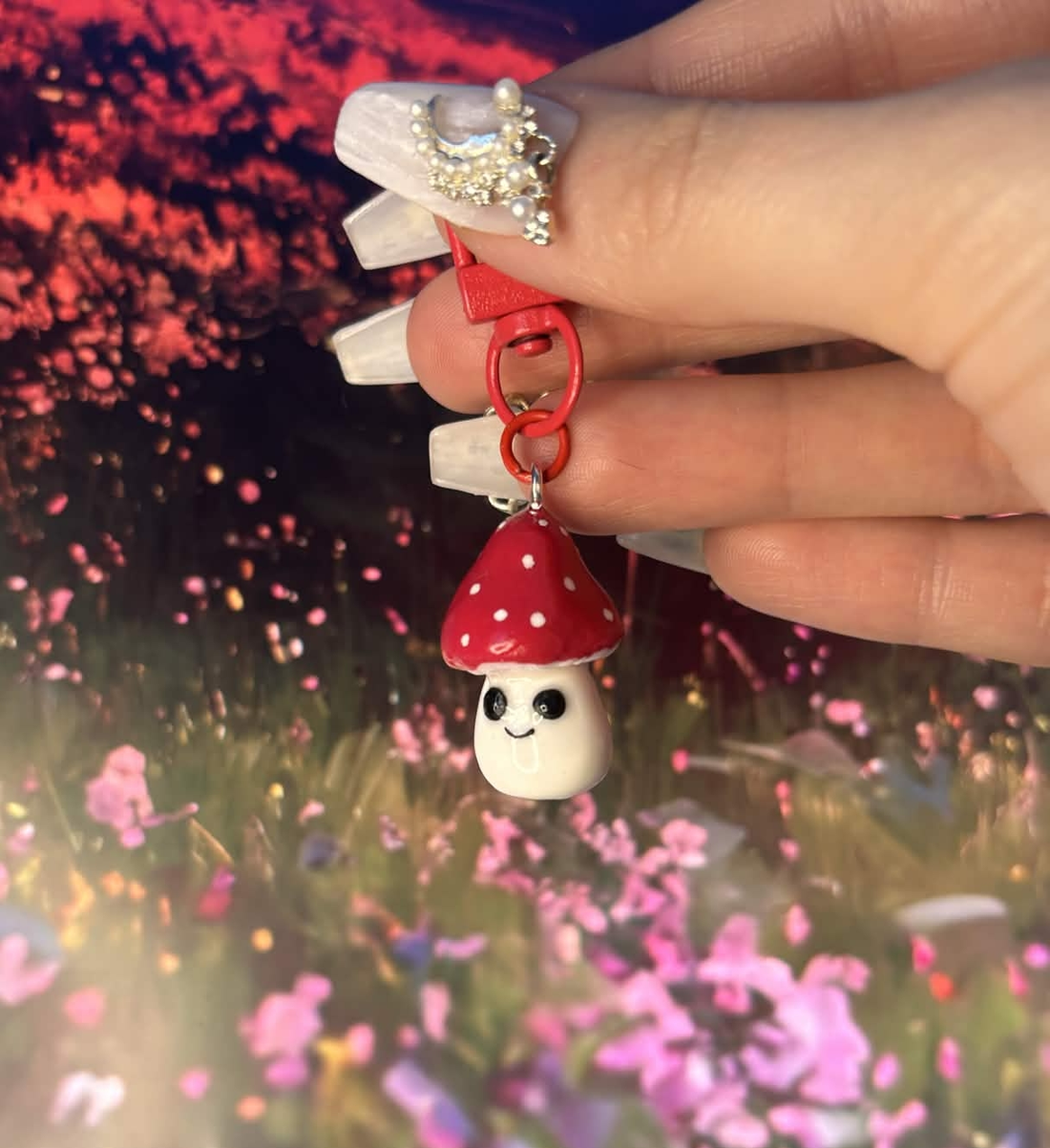 Breloc Ciupercuta Lut Polimeric - genți și portofele - accesorii genți - breloc - Artynos.ro