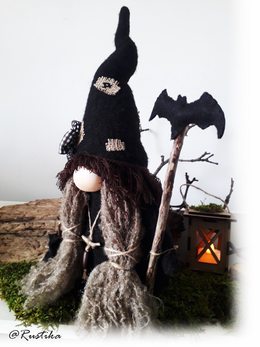 Gnom de colecție, Melinda Gnom vrăjitoare, Obsidian Woods Collection - casă & stil de viață - accesorii pentru decorat casa - gnom - Artynos.ro