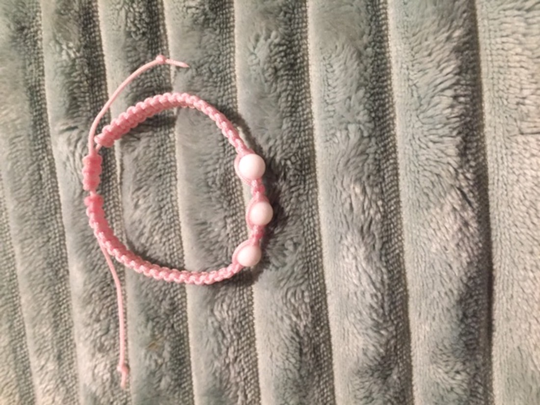 Brățară macrame cu jad - - Artynos.ro Brățară macrame cu jad - - Artynos.ro