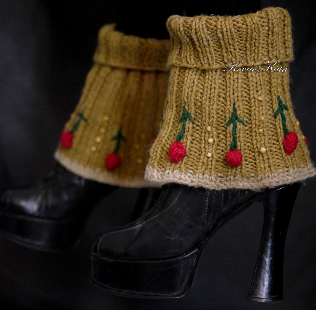 BIBI - tricotată manual  - îmbrăcăminte și modă - pantofi, papuci, șosete - încălzitor picioare - Artynos.ro