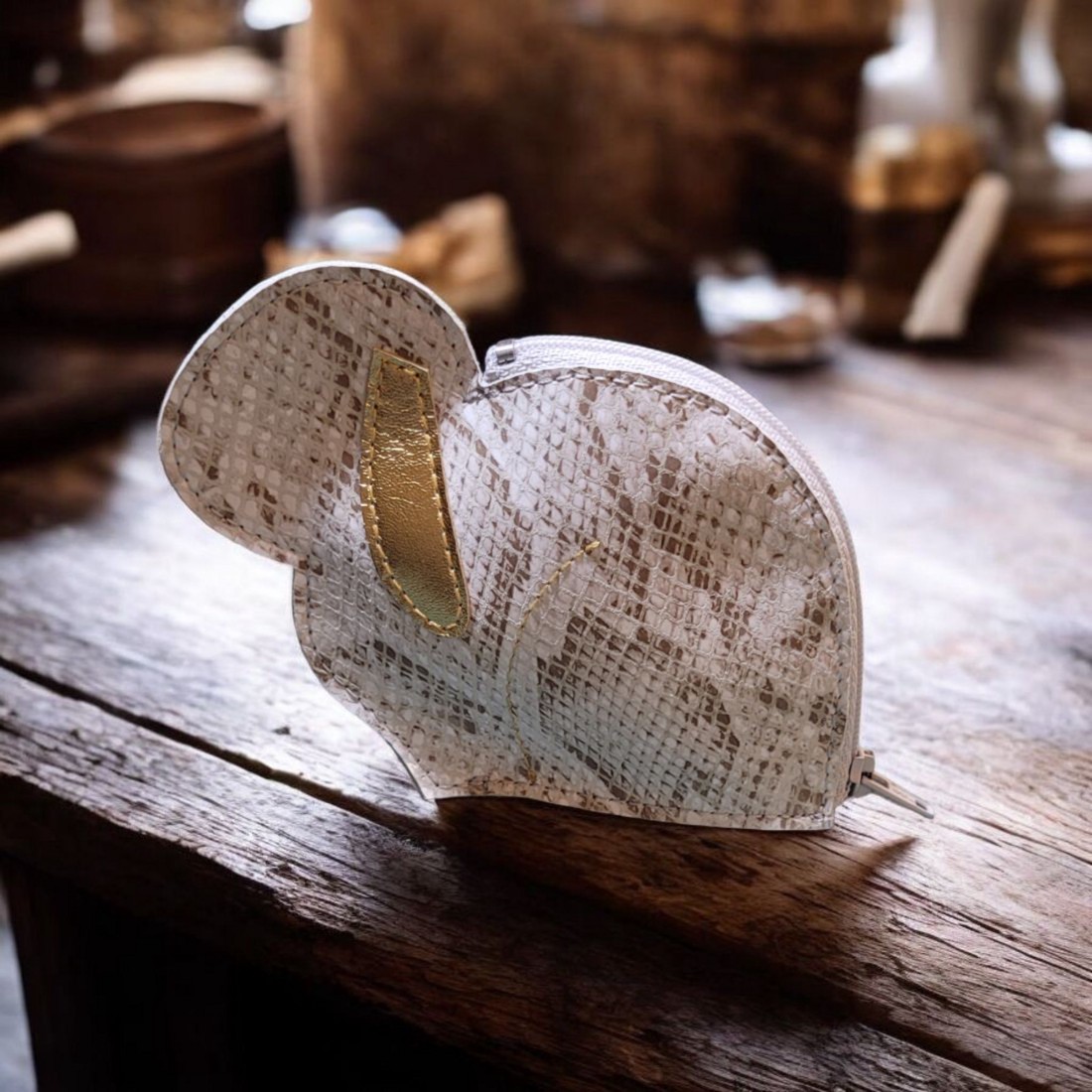 Rustic one - suport din piele pentru monede -  - Artynos.ro