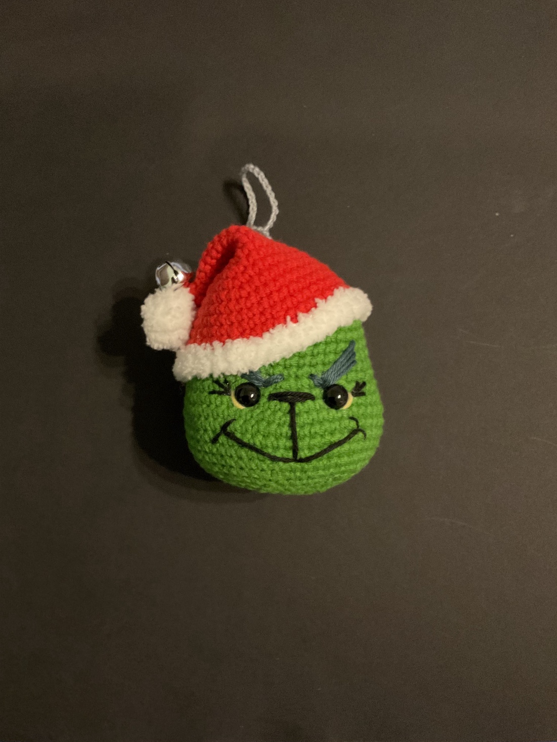 Set 3 globuri croșetate pentru brad  Grinch cu expresii diferite - accesorii de crăciun - decorațiuni de crăciun de casă - decorațiuni pentru pomul de crăciun - Artynos.ro
