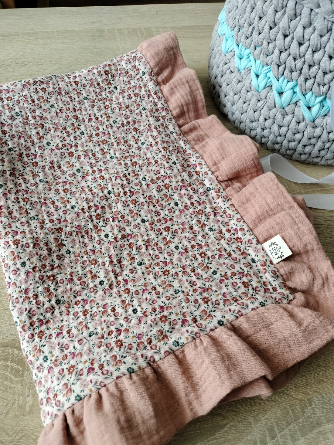 Paturica handmade din muselina  - jucării și echipamente pentru copii - jucării bebeluși - pături bebeluși - Artynos.ro
