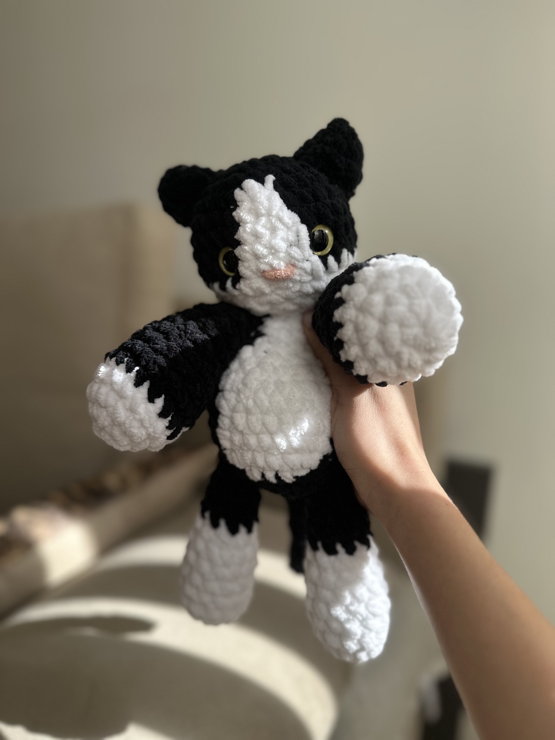 Pisicuță croșetată  - jucării și echipamente pentru copii - plușuri - figurine de pluș - Artynos.ro