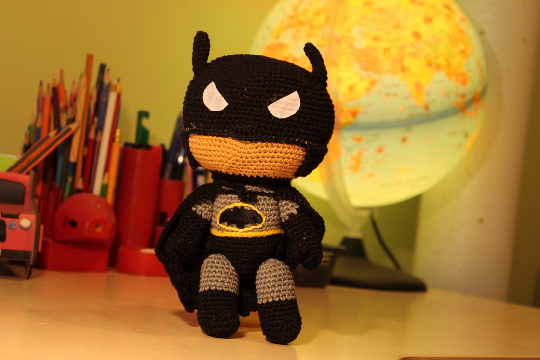 Batman supererou croșetat figura - - Artynos.ro Batman supererou croșetat figura - - Artynos.ro