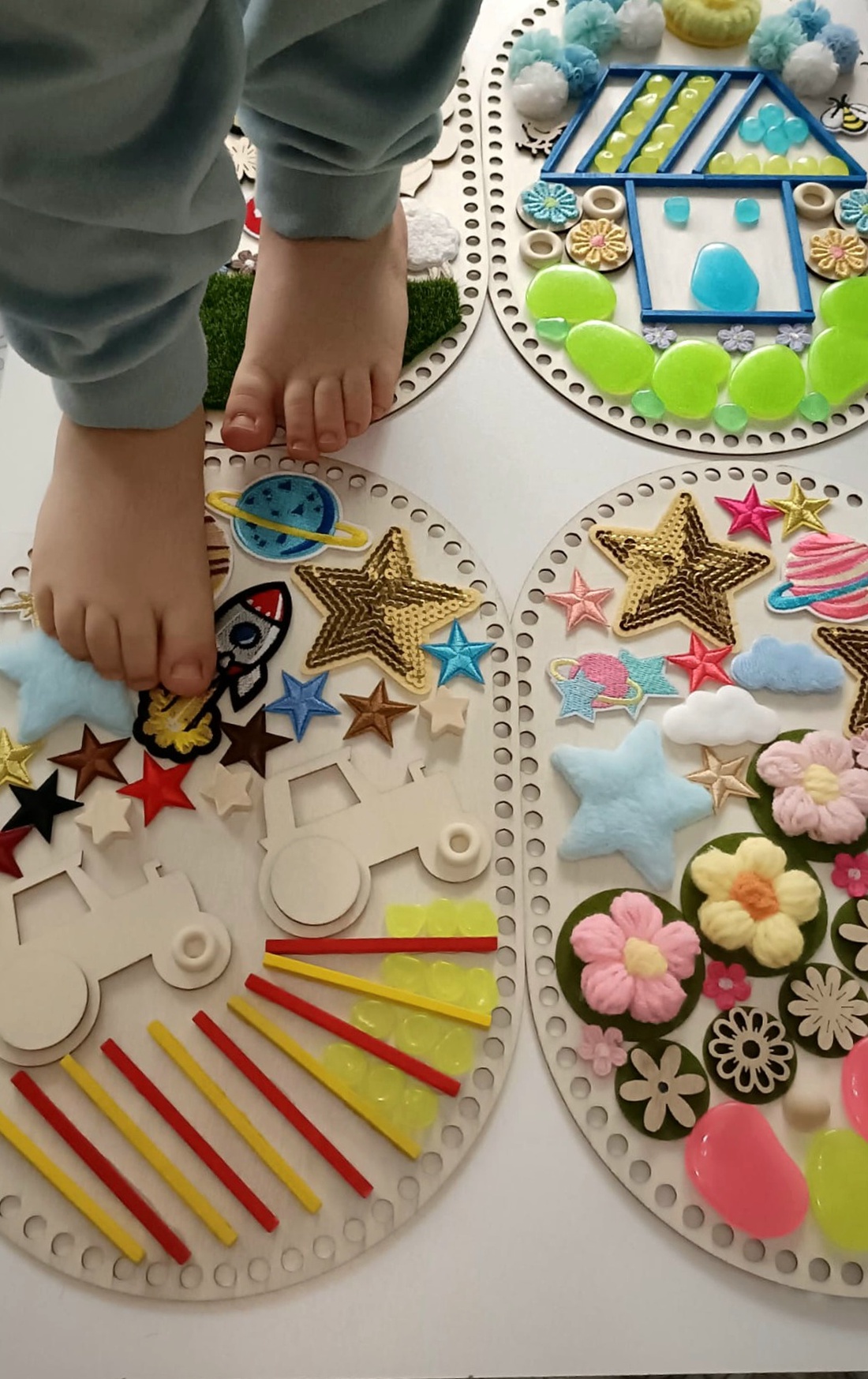 Covor senzorial/ panou Montessori handmade  - jucării și echipamente pentru copii - jocuri de gândire - jocuri de echilibru - Artynos.ro