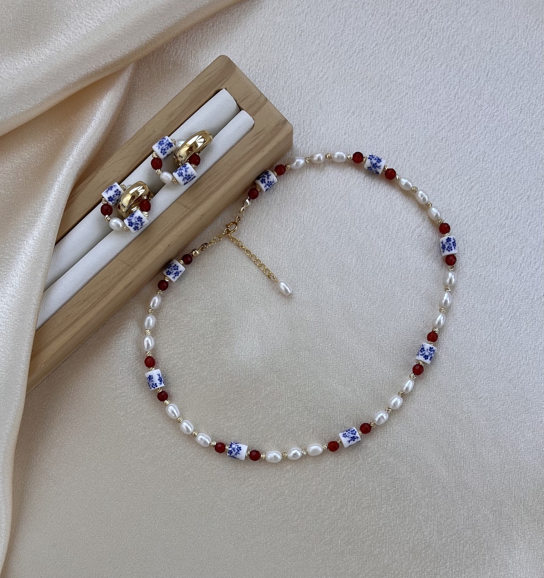 Set colier și cercei handmade - accesorii nuntă - bijuterii mireasă - set bijuterii de mireasă - Artynos.ro