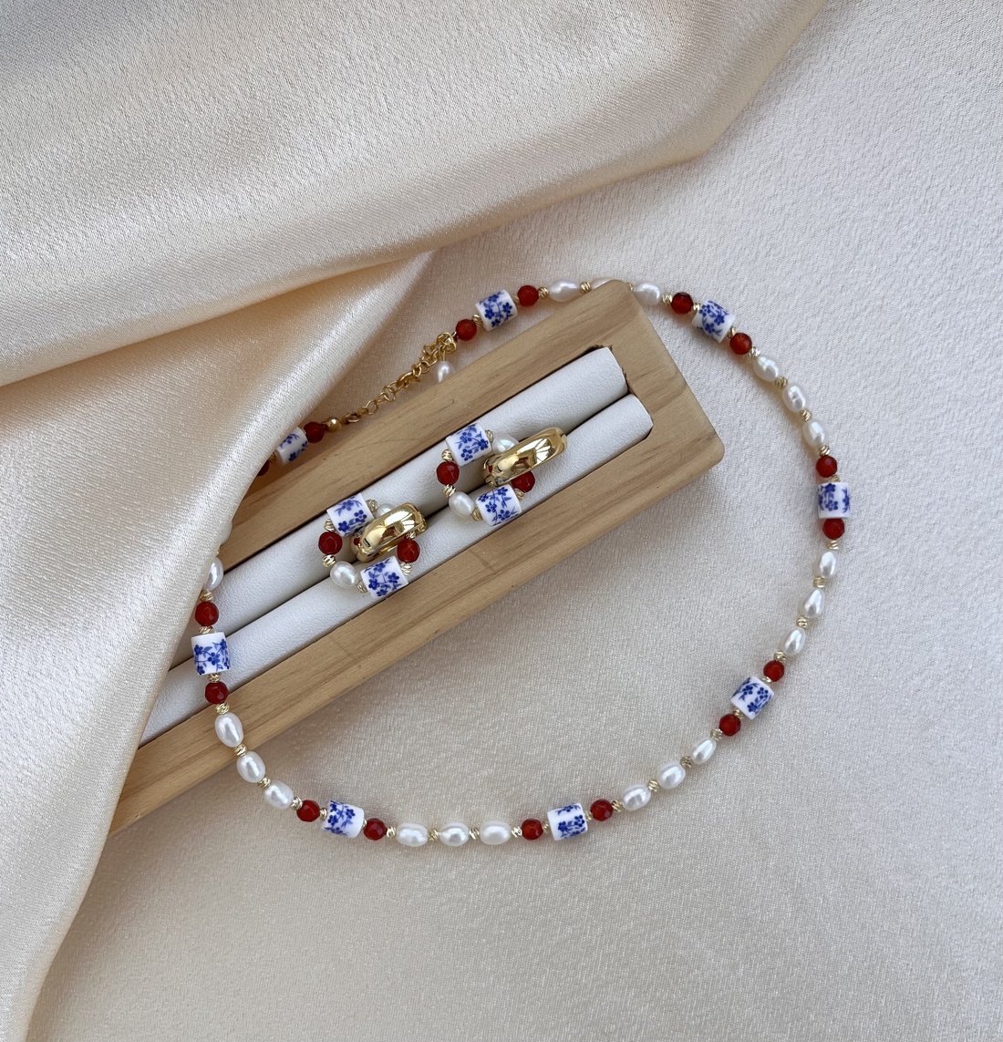 Set colier și cercei handmade - accesorii nuntă - bijuterii mireasă - set bijuterii de mireasă - Artynos.ro