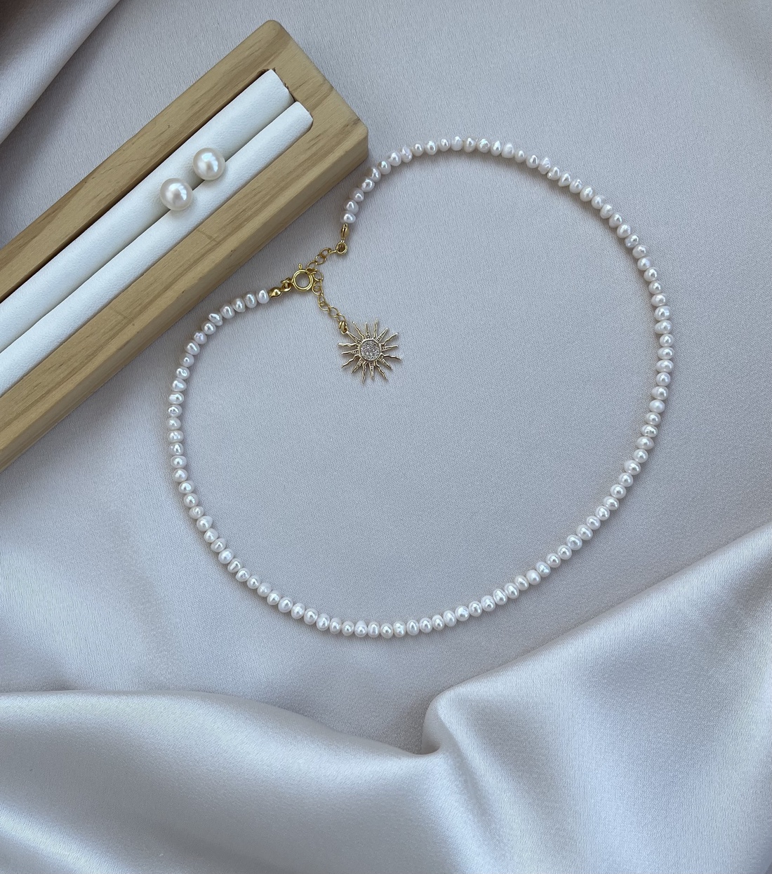 Set colier și cercei handmade - accesorii nuntă - bijuterii mireasă - set bijuterii de mireasă - Artynos.ro