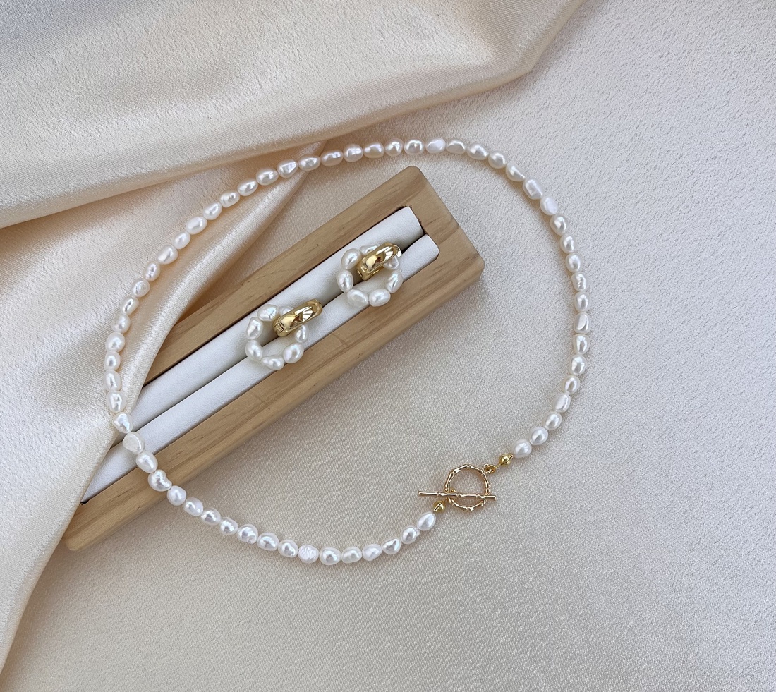 Set colier și cercei handmade - accesorii nuntă - bijuterii mireasă - set bijuterii de mireasă - Artynos.ro