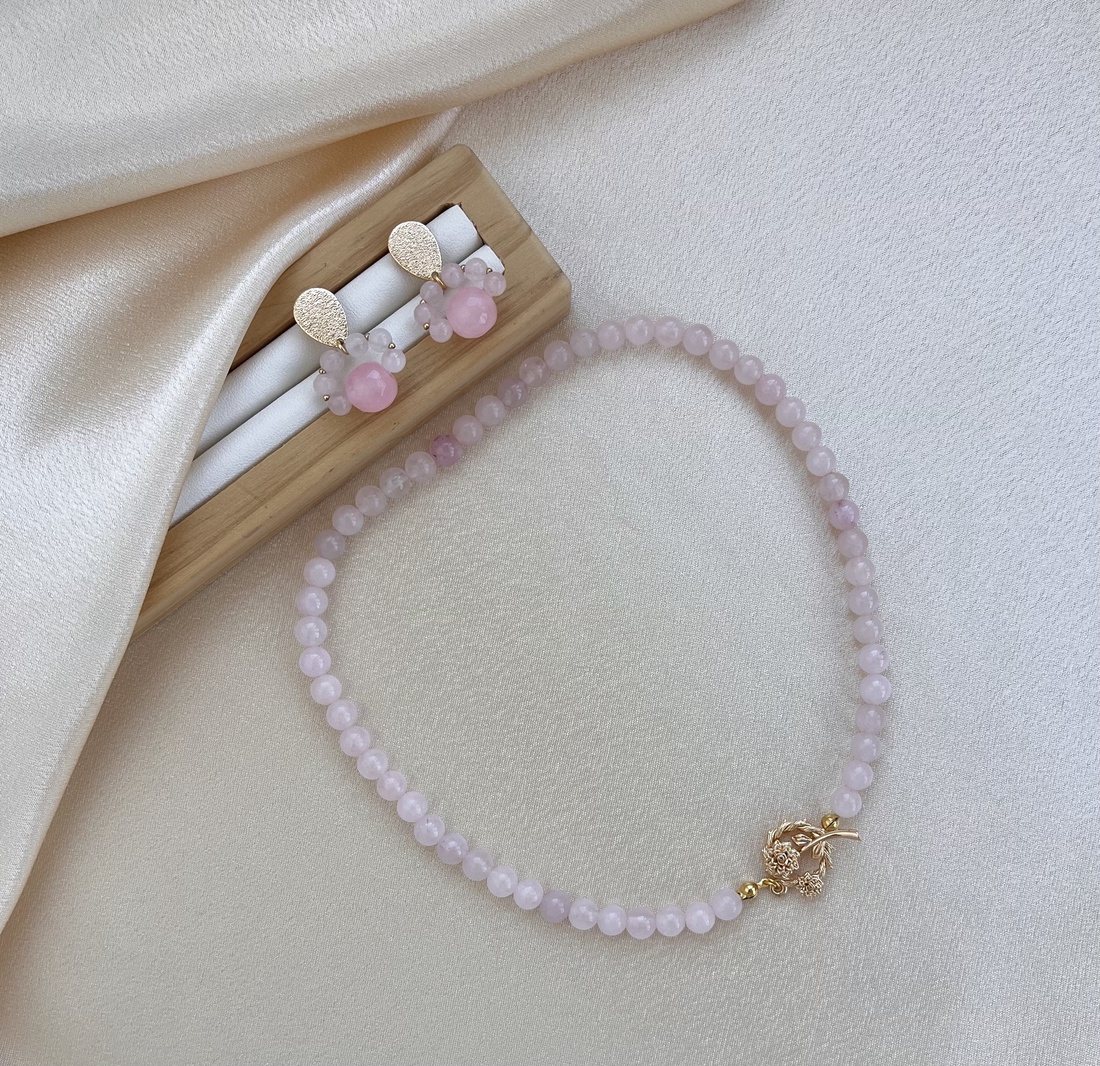 Set colier și cercei handmade - accesorii nuntă - bijuterii mireasă - set bijuterii de mireasă - Artynos.ro Set colier și cercei handmade - accesorii nuntă - bijuterii mireasă - set bijuterii de mireasă - Artynos.ro