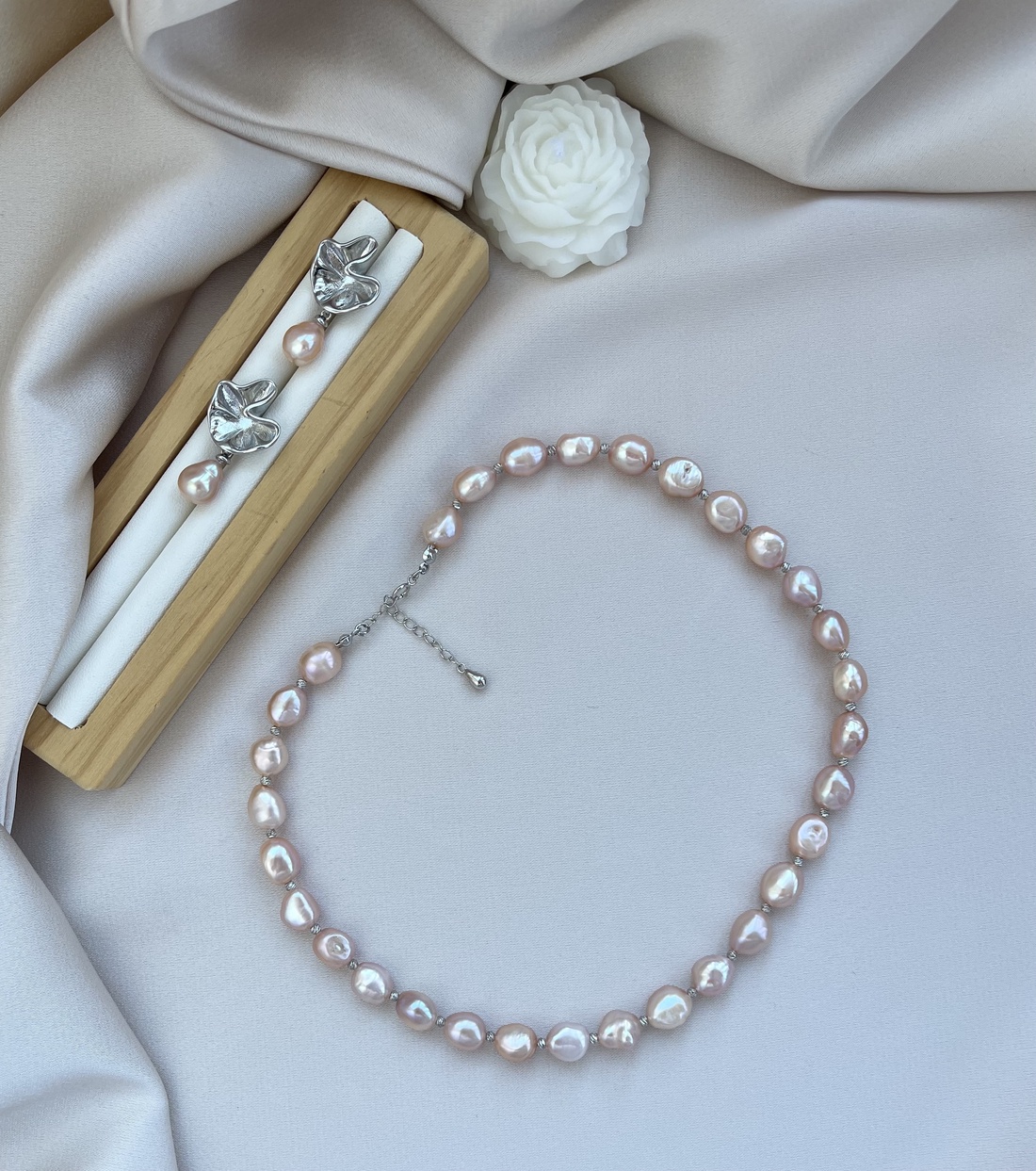 Set colier și cercei handmade - accesorii nuntă - bijuterii mireasă - set bijuterii de mireasă - Artynos.ro