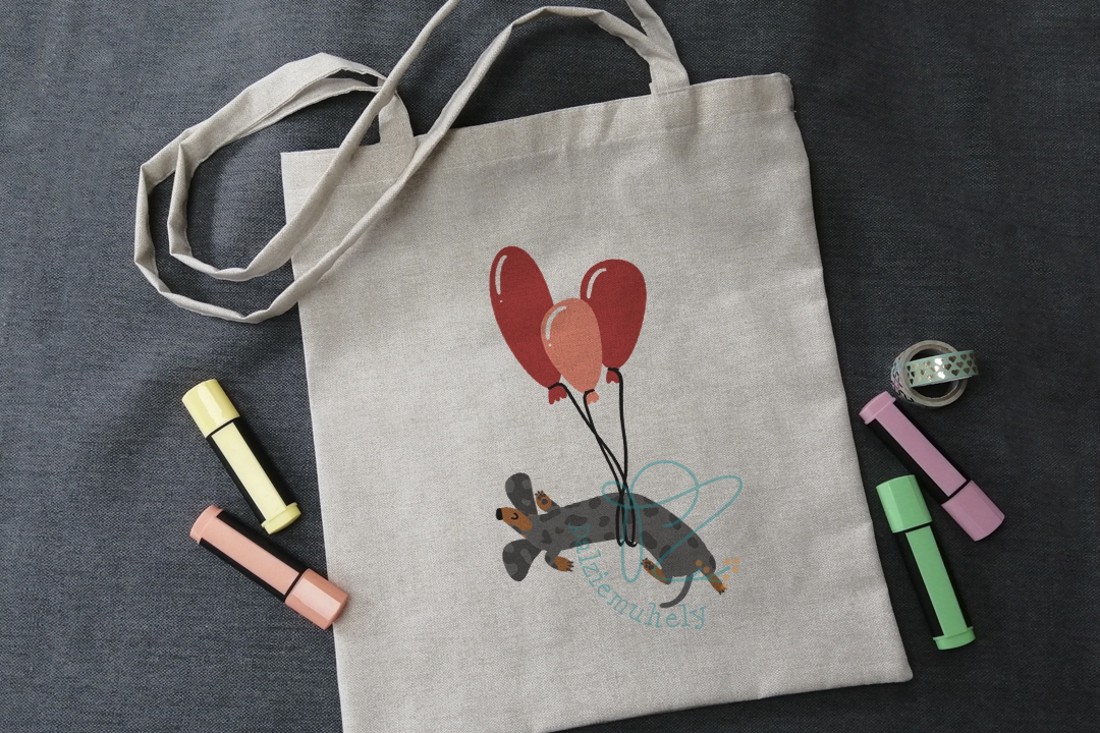 Geantă de pânză cu dachshund pentru Ziua Îndrăgostiților � Dachshund zburând cu baloane -  - Artynos.ro