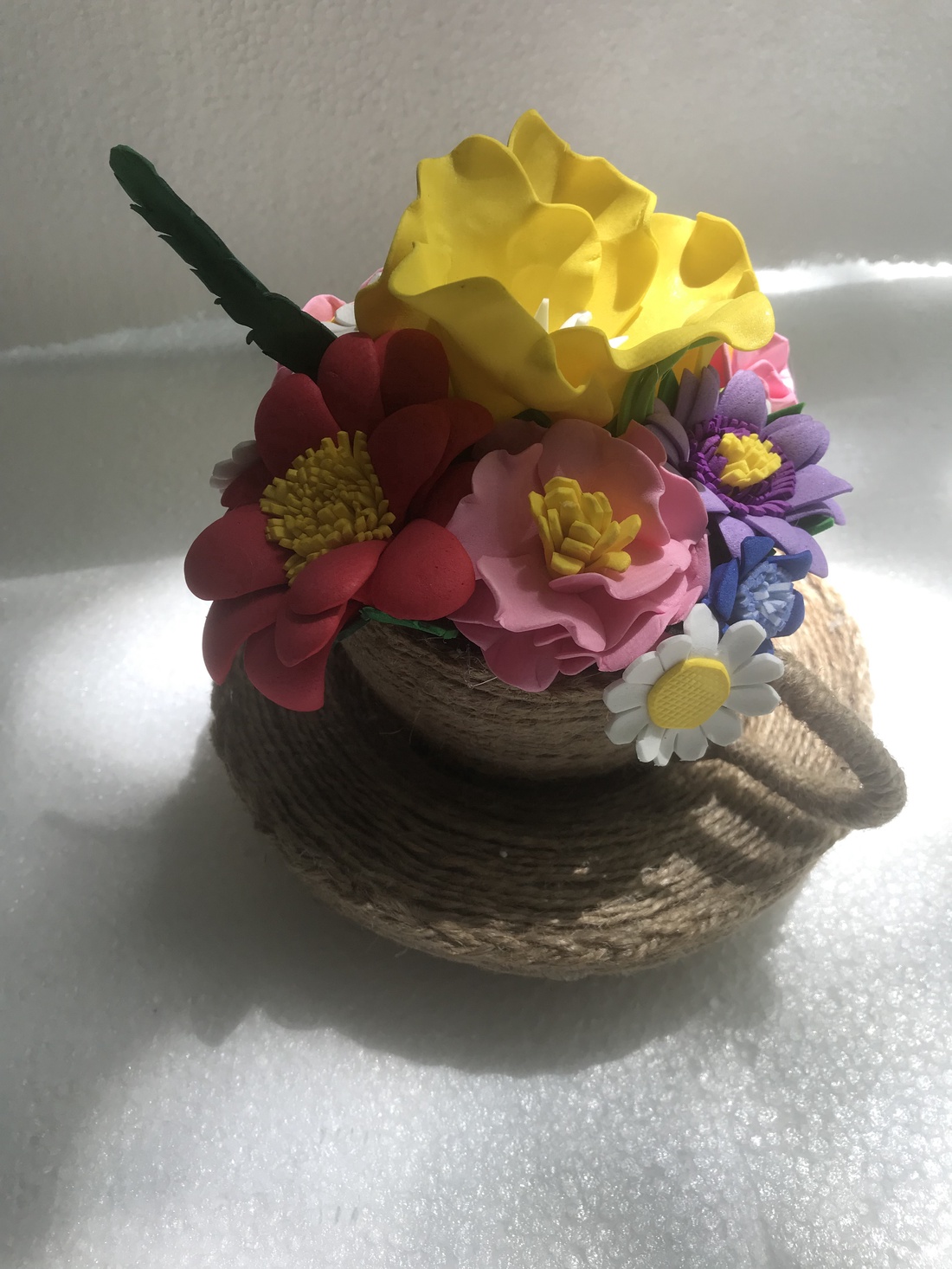 Ceșcuța cu flori - casă & stil de viață - accesorii pentru decorat casa - decorațiuni de masă și decorațiuni pentru rafturi  - boluri din ceramică, boluri decorative - Artynos.ro