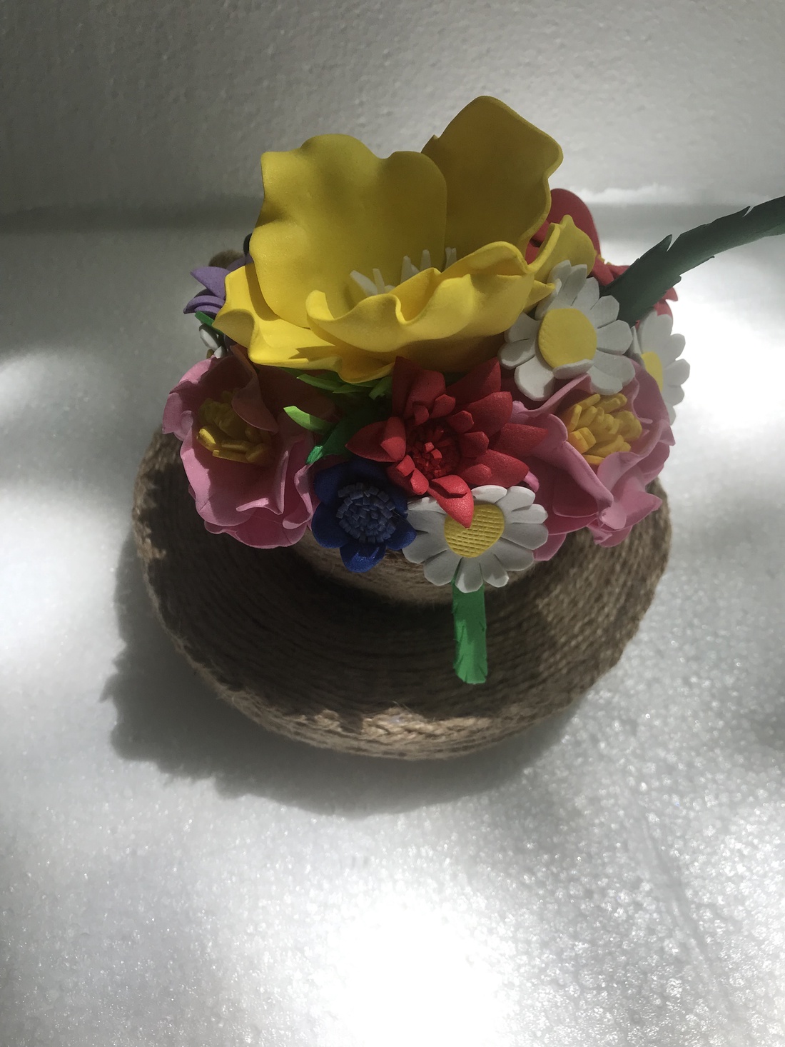 Ceșcuța cu flori - casă & stil de viață - accesorii pentru decorat casa - decorațiuni de masă și decorațiuni pentru rafturi  - boluri din ceramică, boluri decorative - Artynos.ro