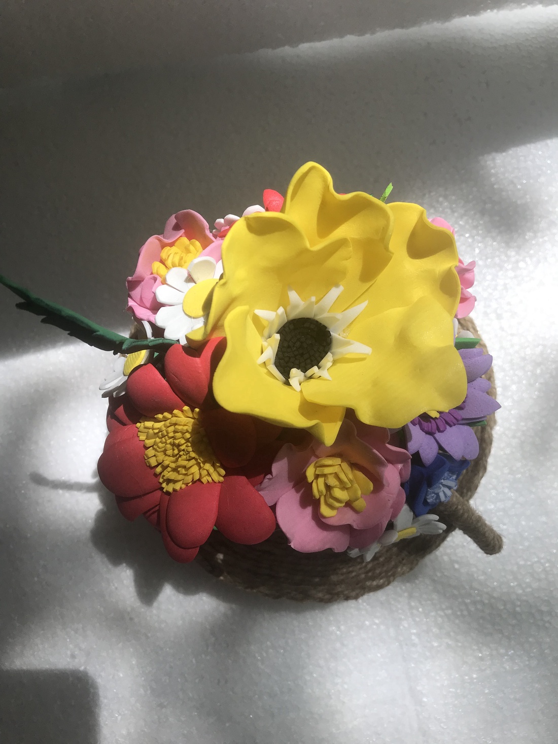 Ceșcuța cu flori - casă & stil de viață - accesorii pentru decorat casa - decorațiuni de masă și decorațiuni pentru rafturi  - boluri din ceramică, boluri decorative - Artynos.ro