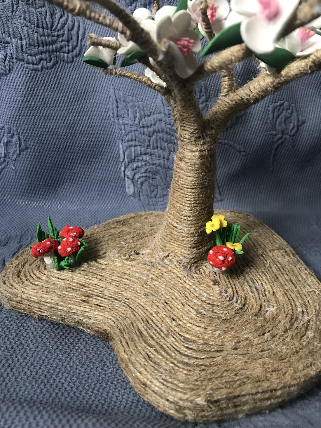 Copac cu flori - casă & stil de viață - accesorii pentru decorat casa - decorațiuni de masă și decorațiuni pentru rafturi - bonsai, bonsai boluri, bonsai copac - Artynos.ro Copac cu flori - casă & stil de viață - accesorii pentru decorat casa - decorațiuni de masă și decorațiuni pentru rafturi - bonsai, bonsai boluri, bonsai copac - Artynos.ro