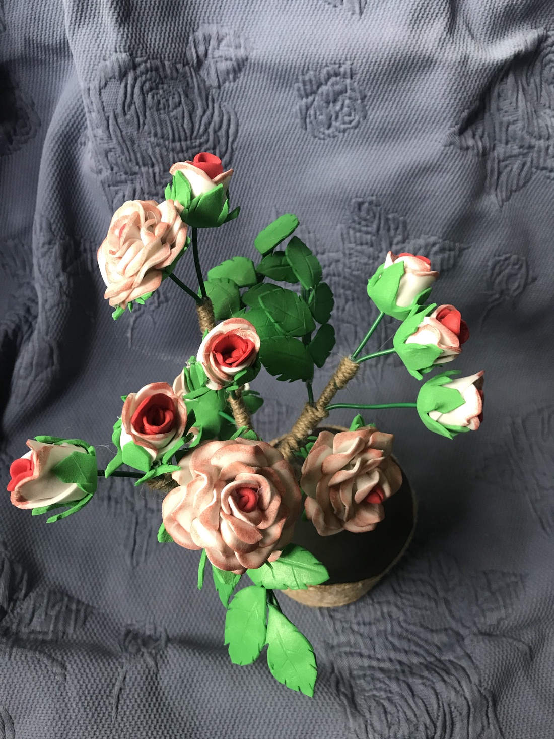 Trandafir in vas - casă & stil de viață - accesorii pentru decorat casa - decorațiuni de masă și decorațiuni pentru rafturi - bonsai, bonsai boluri, bonsai copac - Artynos.ro Trandafir in vas - casă & stil de viață - accesorii pentru decorat casa - decorațiuni de masă și decorațiuni pentru rafturi - bonsai, bonsai boluri, bonsai copac - Artynos.ro