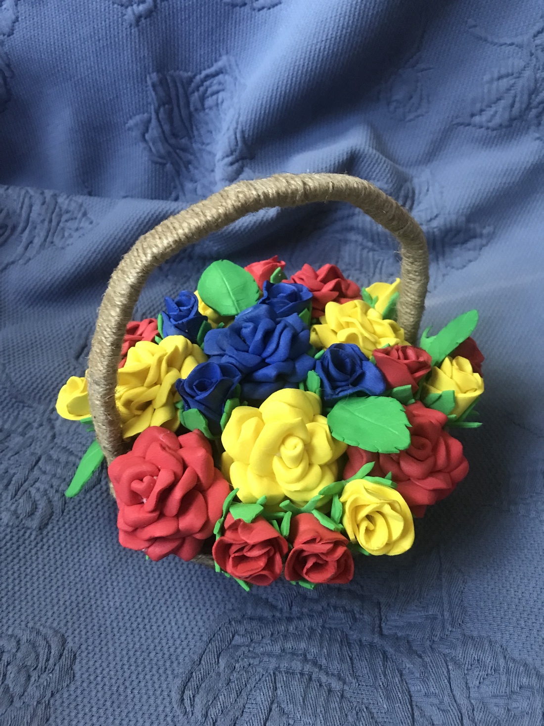 Coșuleț cu trandafiri - casă & stil de viață - accesorii pentru decorat casa - decorațiuni de masă și decorațiuni pentru rafturi  - bonsai, bonsai boluri, bonsai copac - Artynos.ro