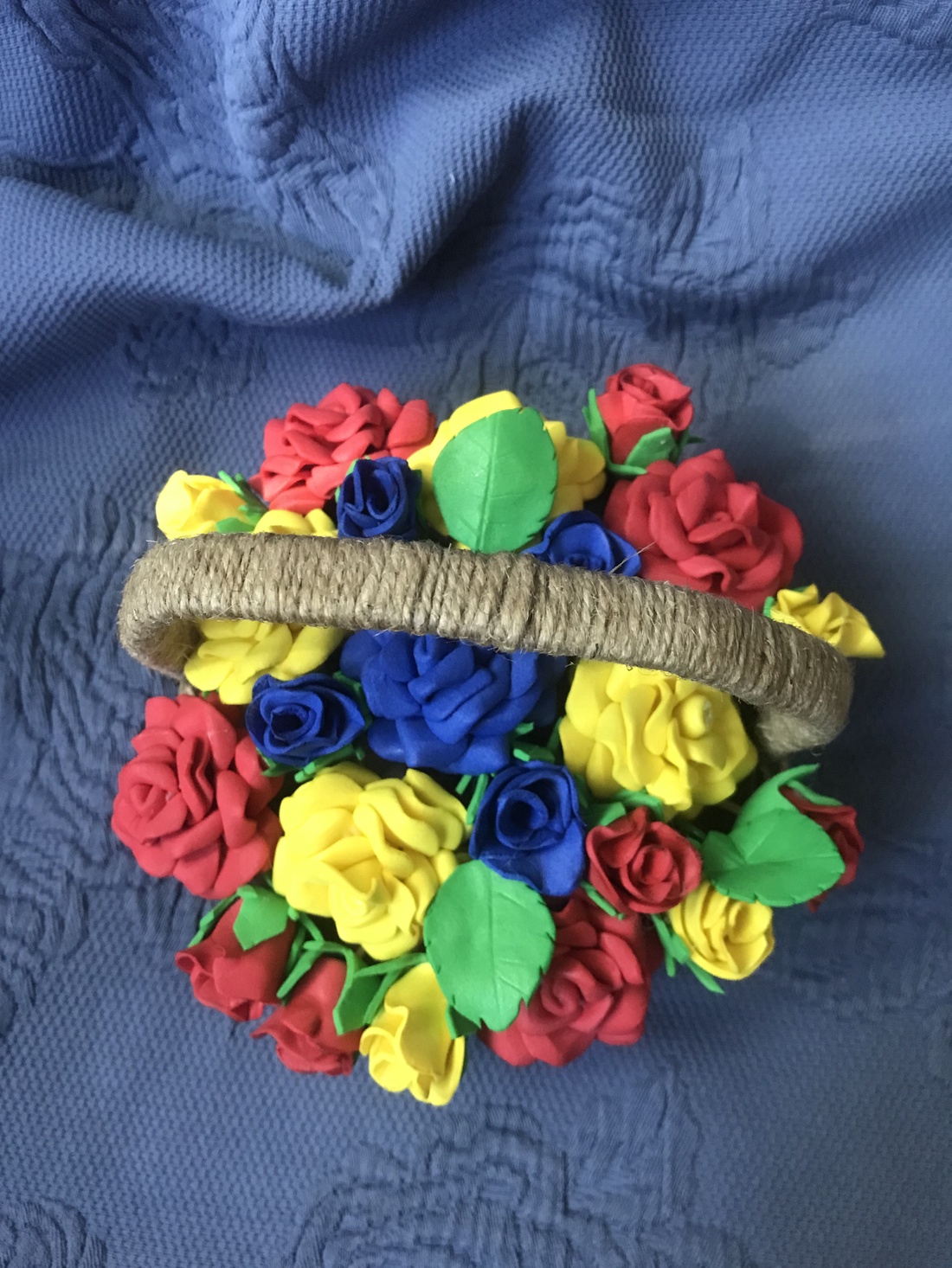 Coșuleț cu trandafiri - casă & stil de viață - accesorii pentru decorat casa - decorațiuni de masă și decorațiuni pentru rafturi  - bonsai, bonsai boluri, bonsai copac - Artynos.ro