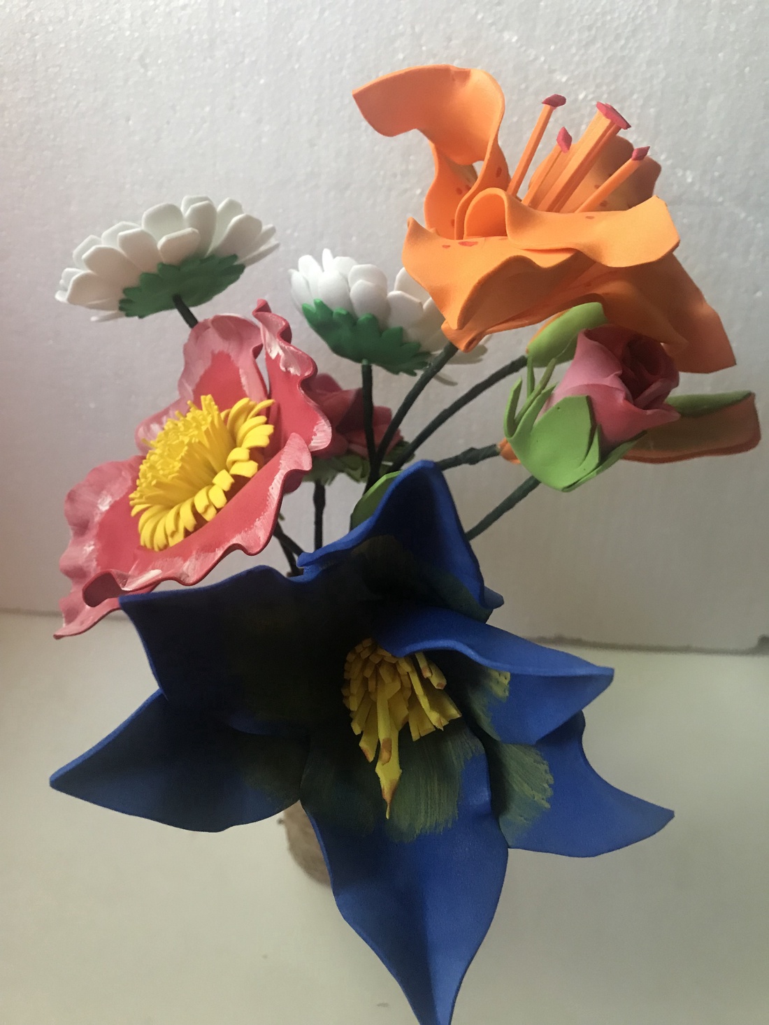 Vas cu flori - casă & stil de viață - accesorii pentru decorat casa - decorațiuni de geam și decorațiuni de ușă  - ornamente de ușă  - Artynos.ro