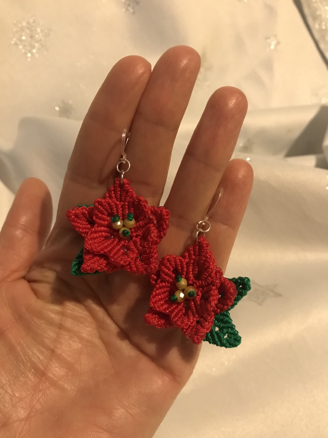 Cercei Floarea Crăciunului -  - Artynos.ro Cercei Floarea Crăciunului -  - Artynos.ro