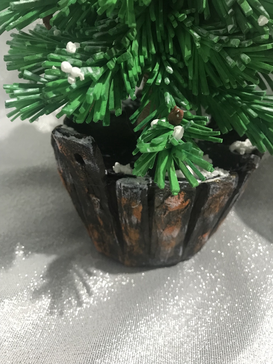 Brăduț handmade decorativ - crăciun - cadouri de moș crăciun - cadouri de moș crăciun - Artynos.ro