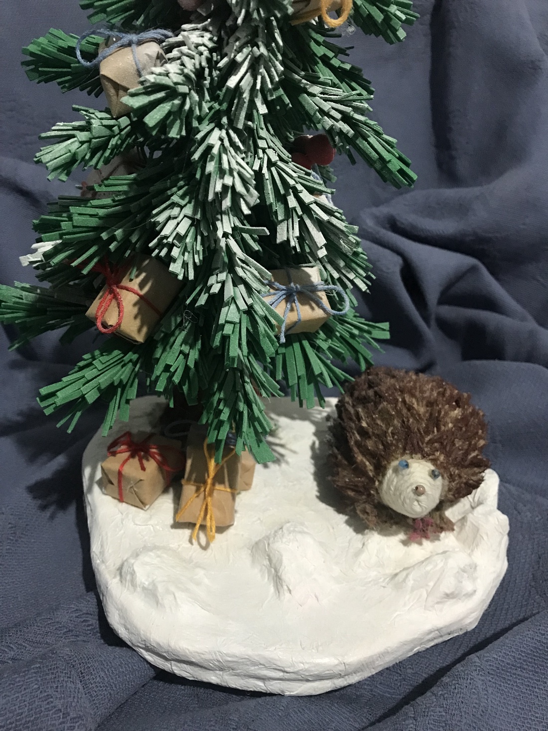 Decor handmade de iarna - crăciun - decorațiuni de crăciun de casă - căsuțe decorative de crăciun - Artynos.ro