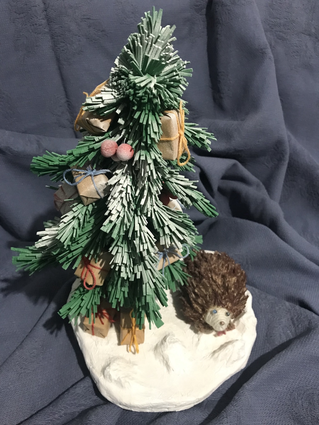 Decor handmade de iarna - crăciun - decorațiuni de crăciun de casă - căsuțe decorative de crăciun - Artynos.ro