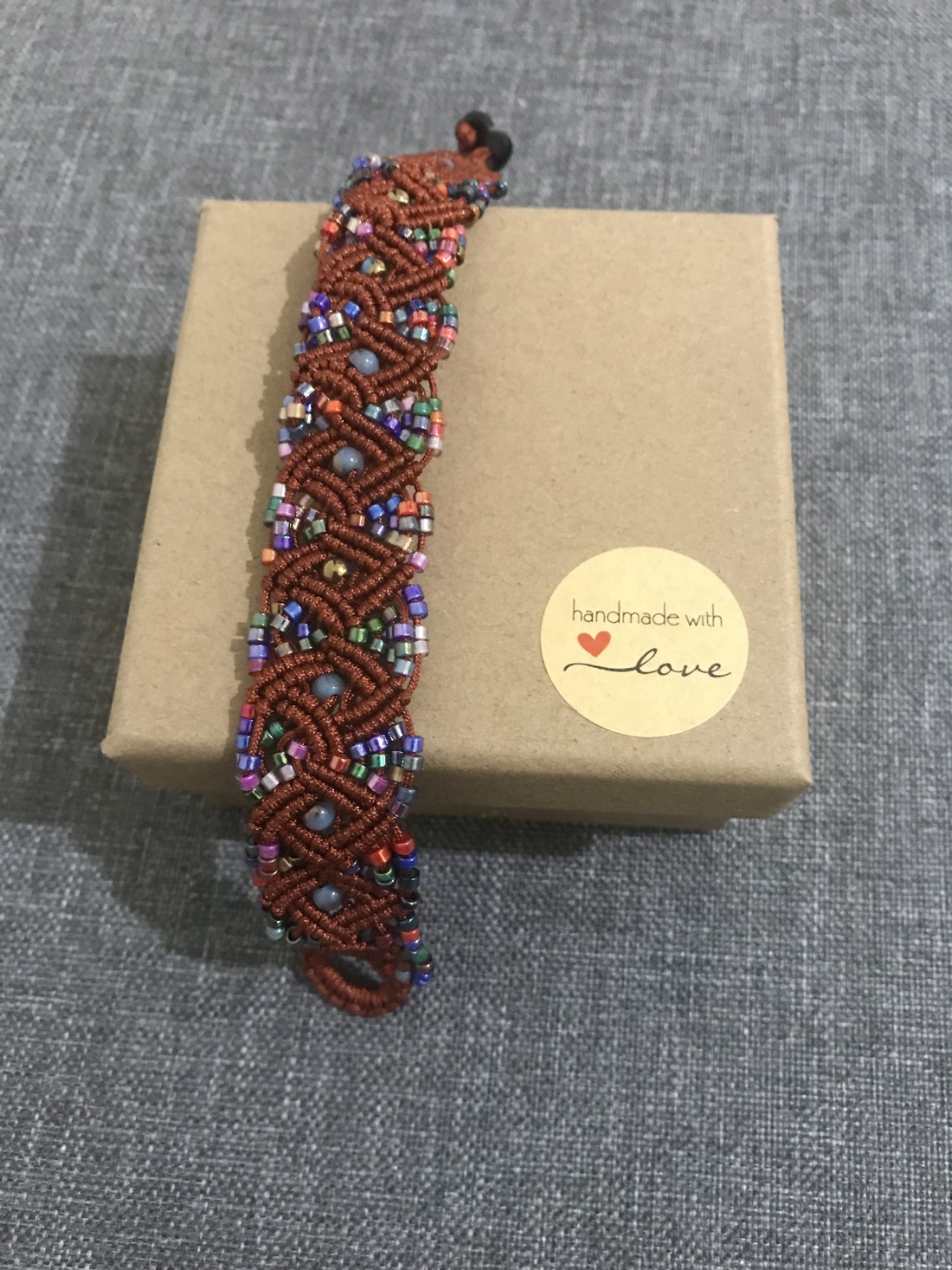 Brățara macrame Rombica - bijuterii - brățări - brățări din mărgele - Artynos.ro