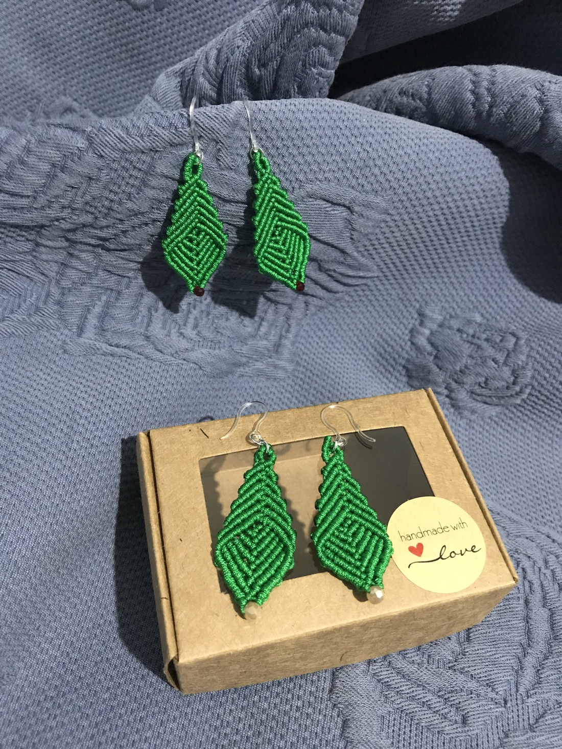 Cercei handmade Colecția Verde - bijuterii - cercei - cercei lungi - Artynos.ro