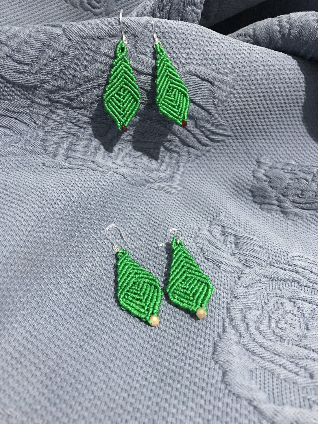 Cercei handmade Colecția Verde - bijuterii - cercei - cercei lungi - Artynos.ro