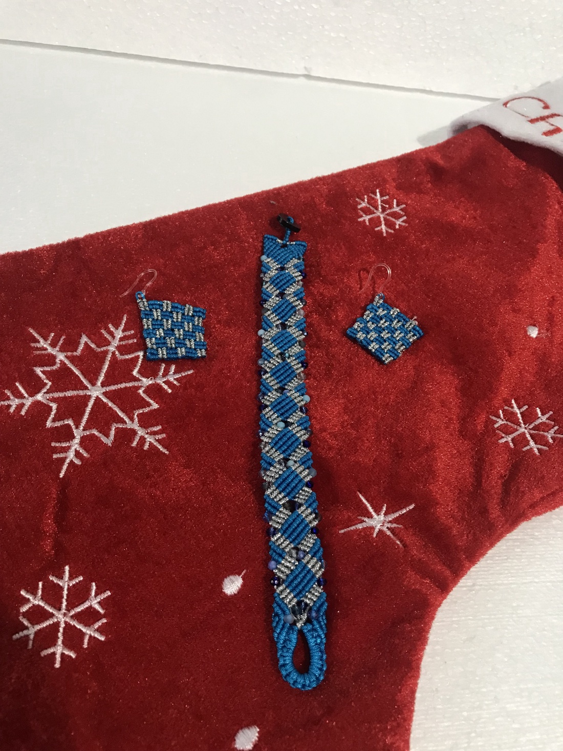 Set handmade �De Gheata - cercei și brățara  - bijuterii - seturi de bijuterii - Artynos.ro