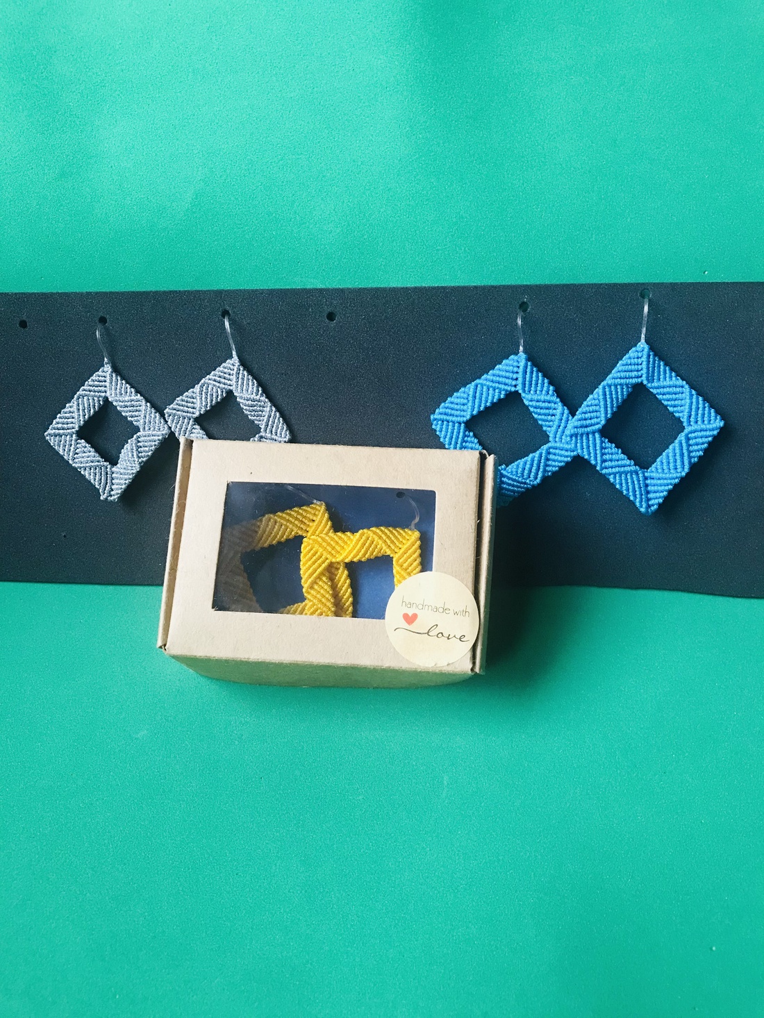 Cercei �Geometric Frame - bijuterii - cercei - cercei lungi - Artynos.ro