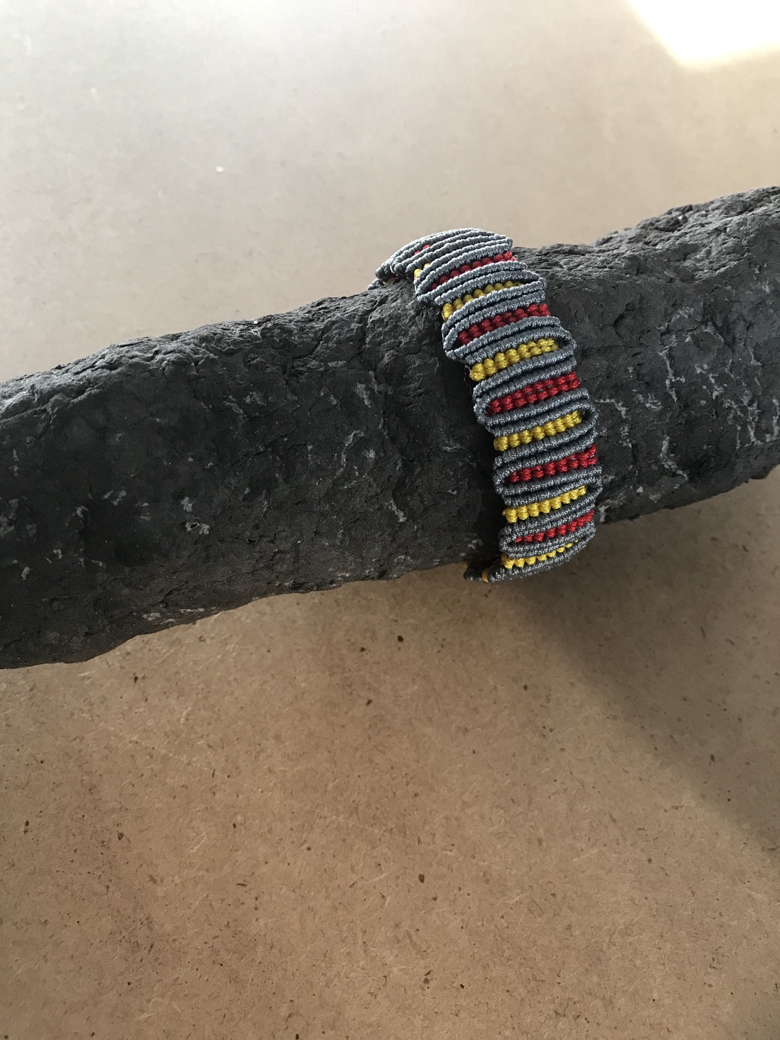 Brățara barbateasca �Spirit Tribal - bijuterii - brățări - brățări împletite - Artynos.ro