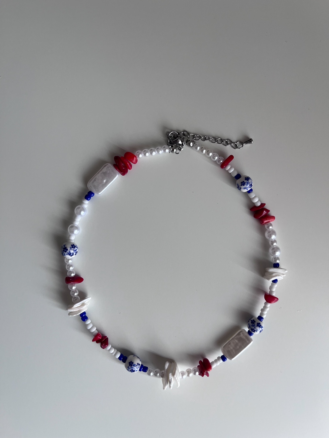 Colier Kiss French - bijuterii - coliere - coliere din mărgele - Artynos.ro