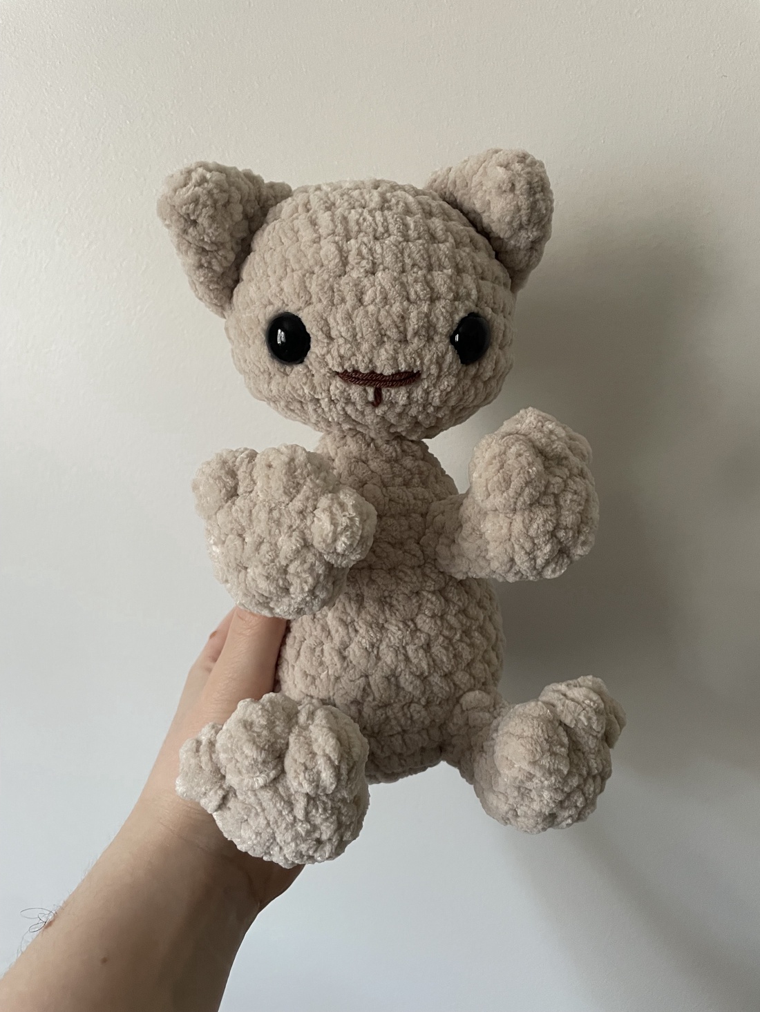 Pisică croșetată - jucării și echipamente pentru copii - plușuri - pisică de pluș - Artynos.ro