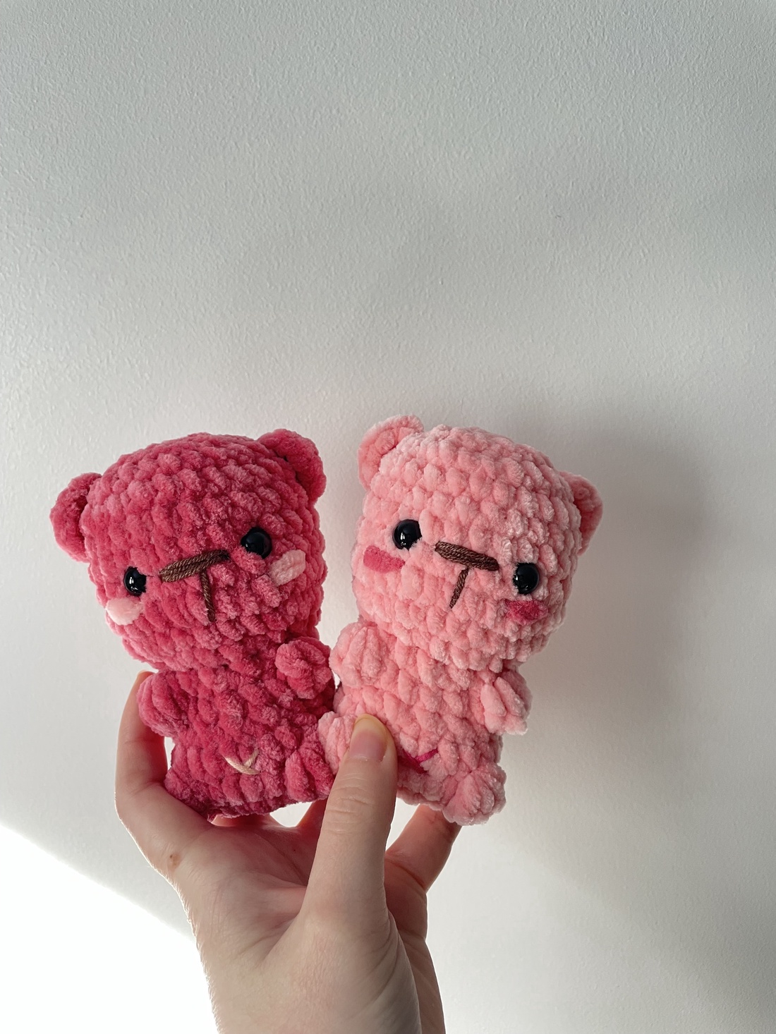 Ursuleț croșetat  - jucării și echipamente pentru copii - plușuri - ursuleț de pluș - Artynos.ro