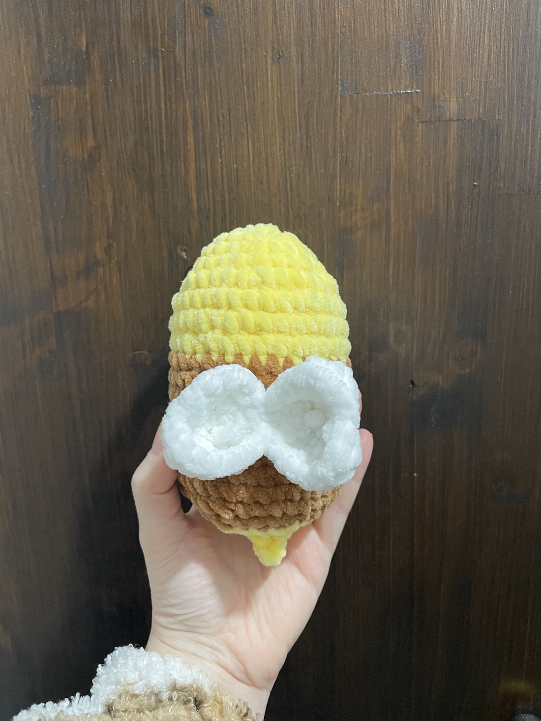 Albinuță/Bondărel croșetat - jucării și echipamente pentru copii - plușuri - figurine de pluș - Artynos.ro