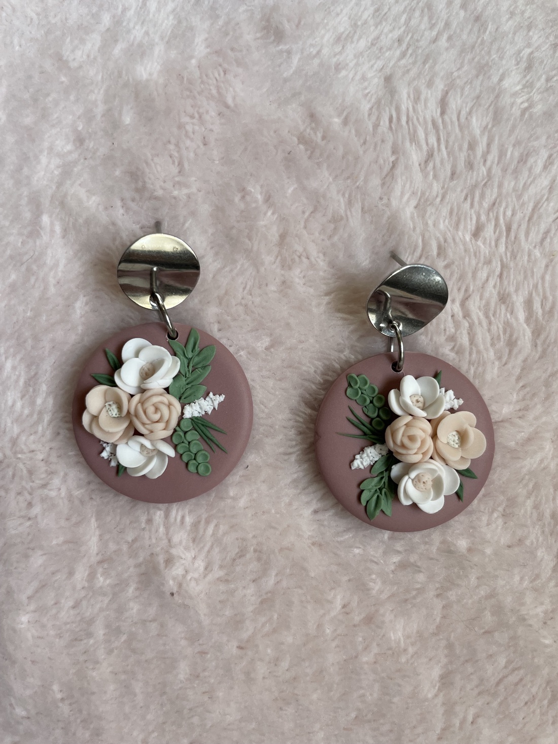 Cercei elegant floral - bijuterii - cercei - cercei lungi - Artynos.ro