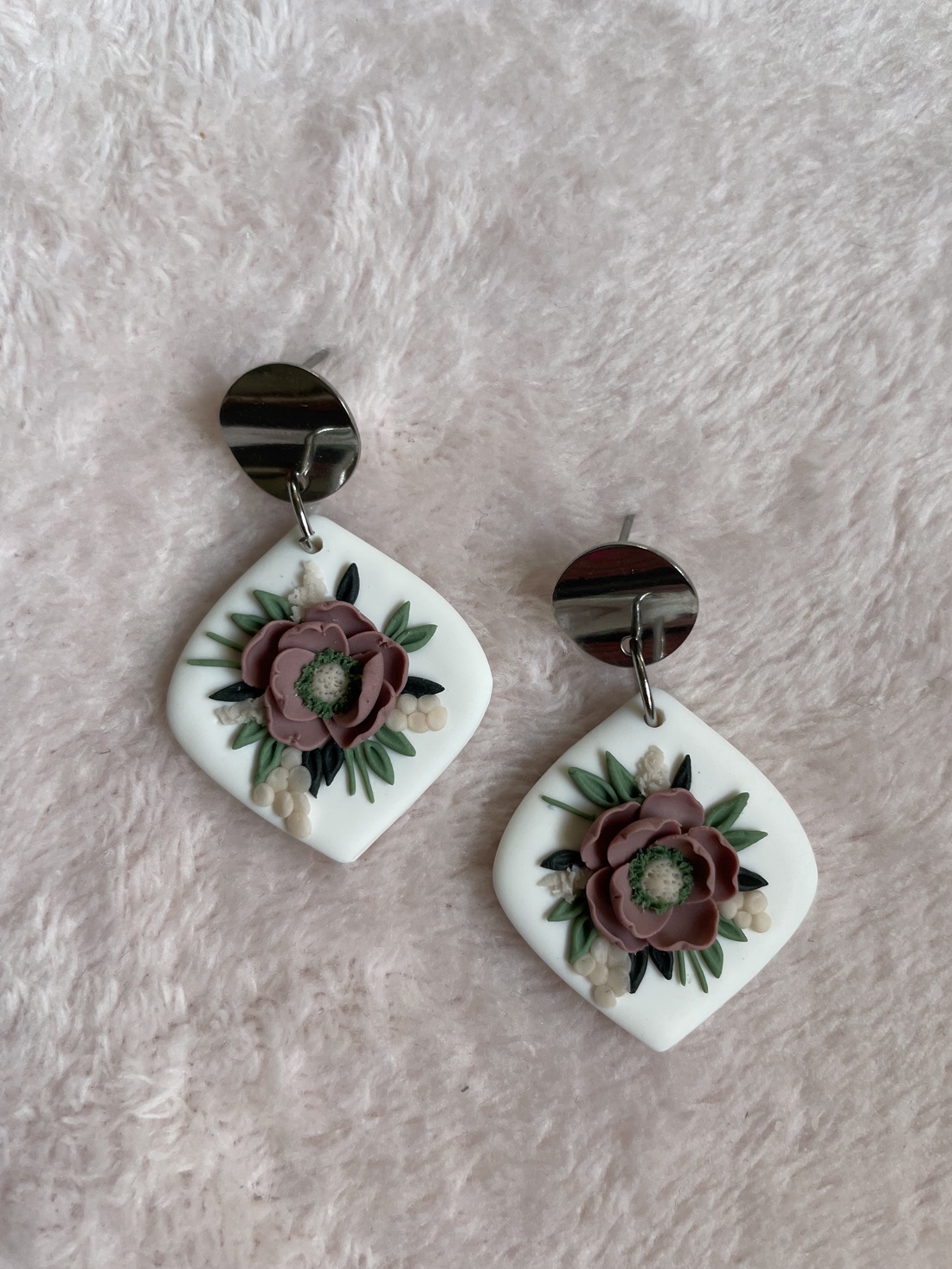 Cercei elegant floral 2 - bijuterii - cercei - cercei lungi - Artynos.ro