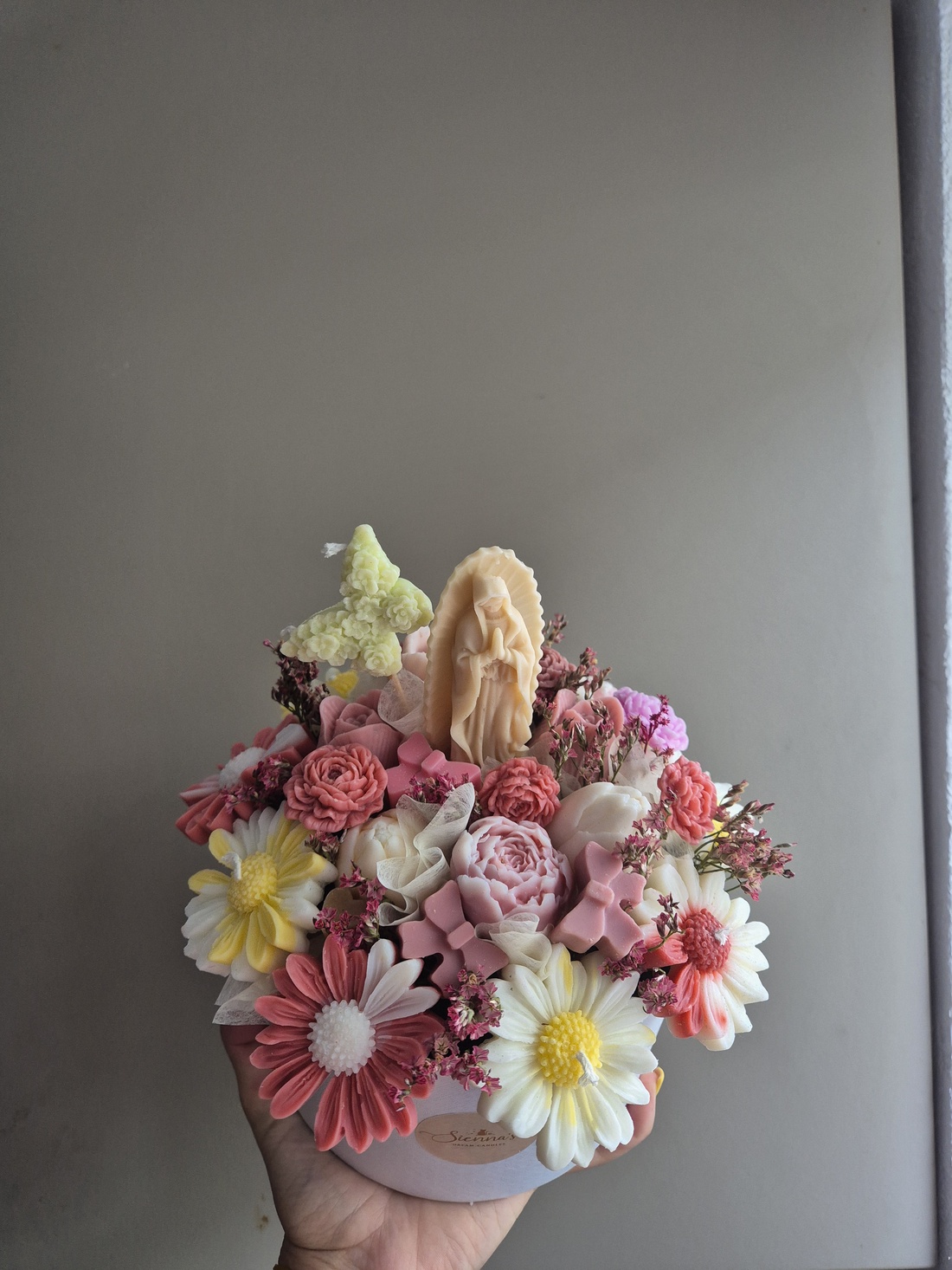 Aranjamente flori - casă & stil de viață - decorațiuni de casă - accesorii florale - cutii cu flori - Artynos.ro