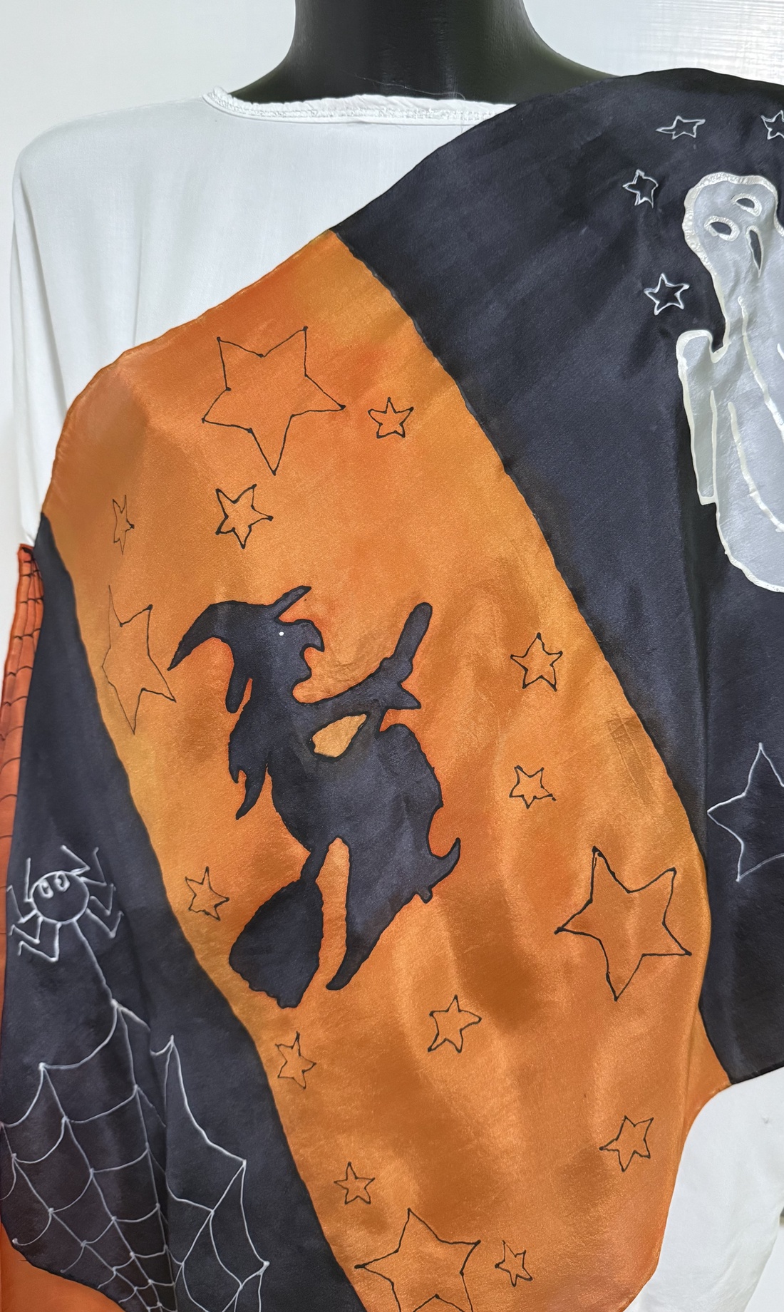 Colecția de mătase de Halloween � magie pictată manual (eșarfă + cravată) - casă & stil de viață - decorațiuni de casă - halloween - tot ce ai nevoie de o petrecere! - costum de halloween - Artynos.ro