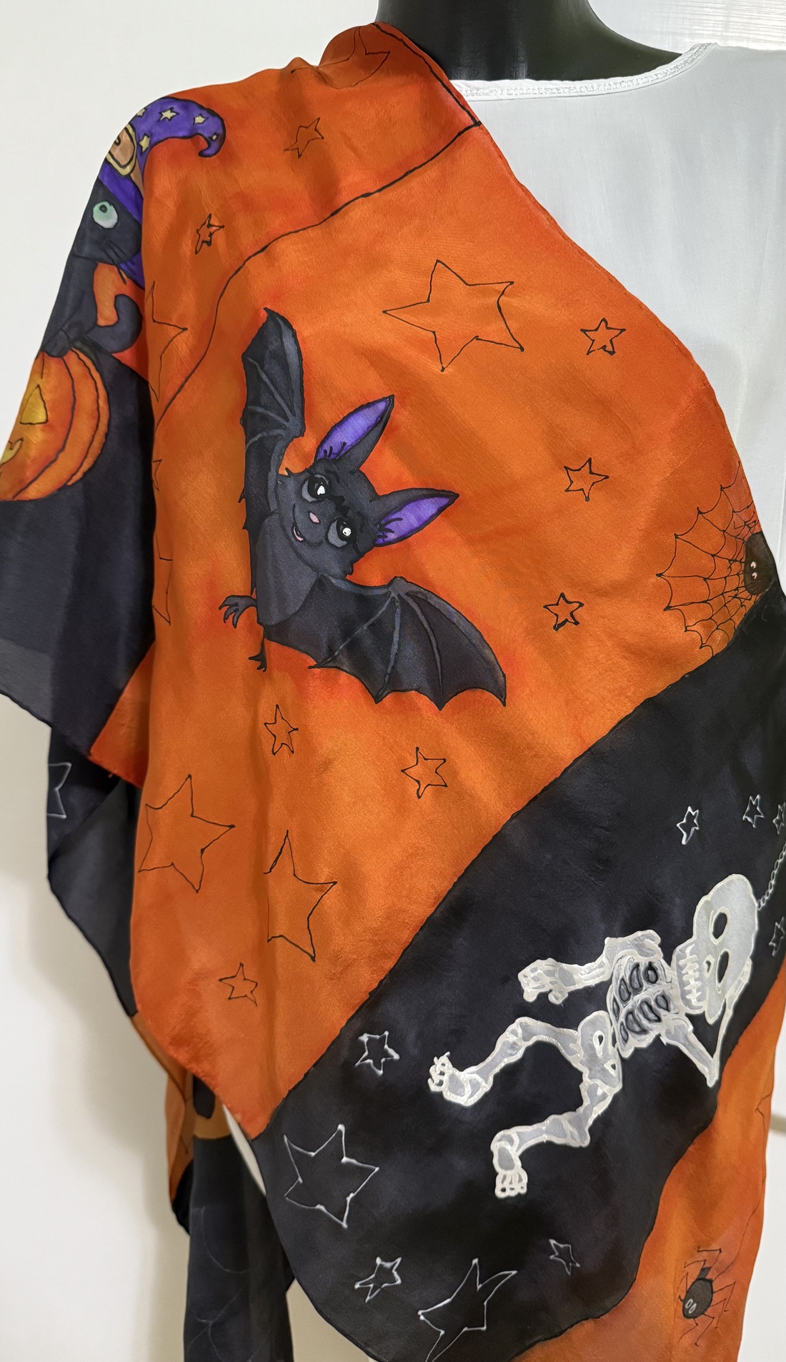 Colecția de mătase de Halloween � magie pictată manual (eșarfă + cravată) - casă & stil de viață - decorațiuni de casă - halloween - tot ce ai nevoie de o petrecere! - costum de halloween - Artynos.ro