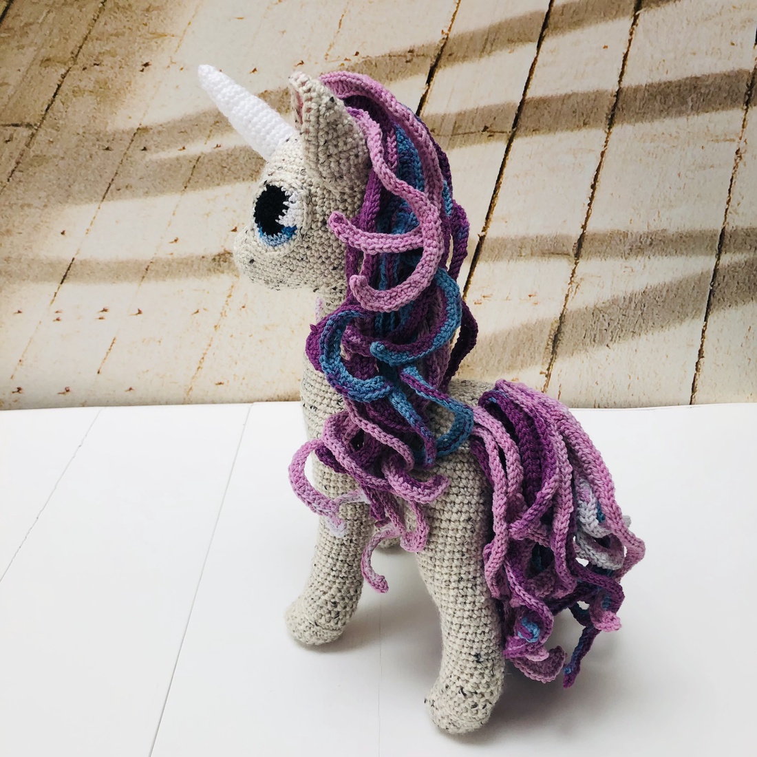Unikornis hercegnő - amigurumi - accessorii și unelte - accesorii decorative - figurine - Artynos.ro Unikornis hercegnő - amigurumi - accessorii și unelte - accesorii decorative - figurine - Artynos.ro